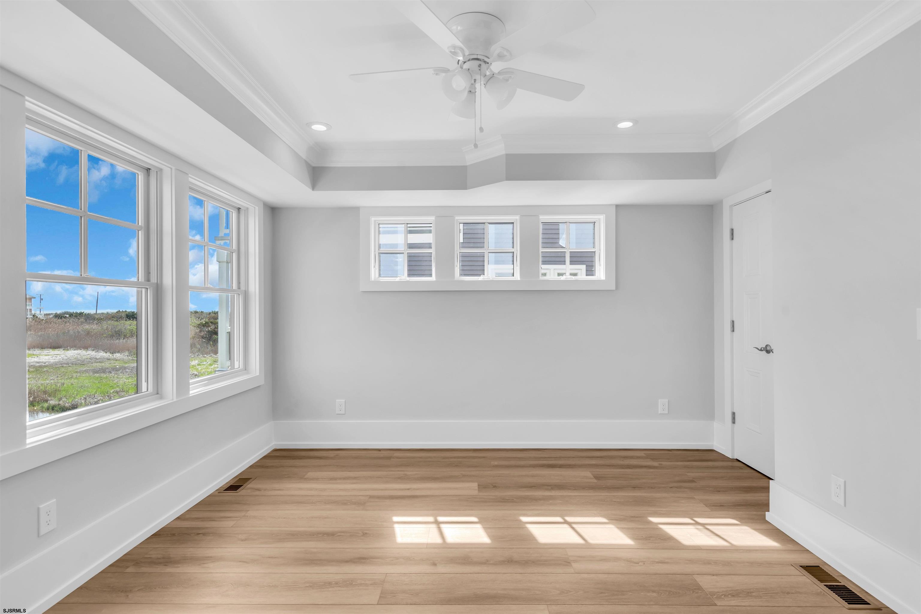 Strathmere, New Jersey 08248, United States, 3 Bedrooms Bedrooms, ,3 BathroomsBathrooms,Residential,Active,221395