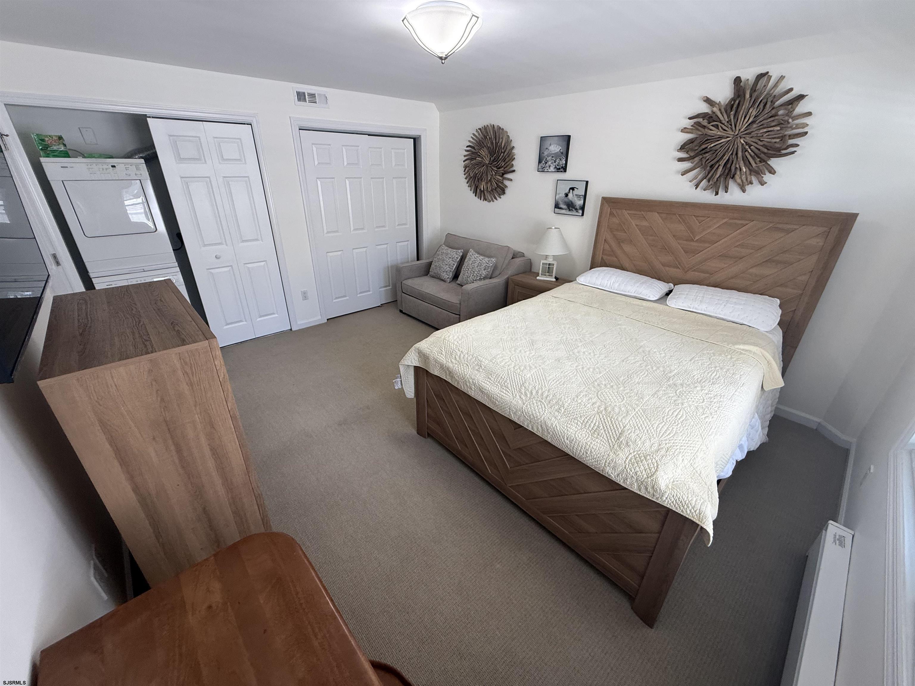 Margate, New Jersey 08402, United States, 2 Bedrooms Bedrooms, ,1 BathroomBathrooms,Residential,Active,233522