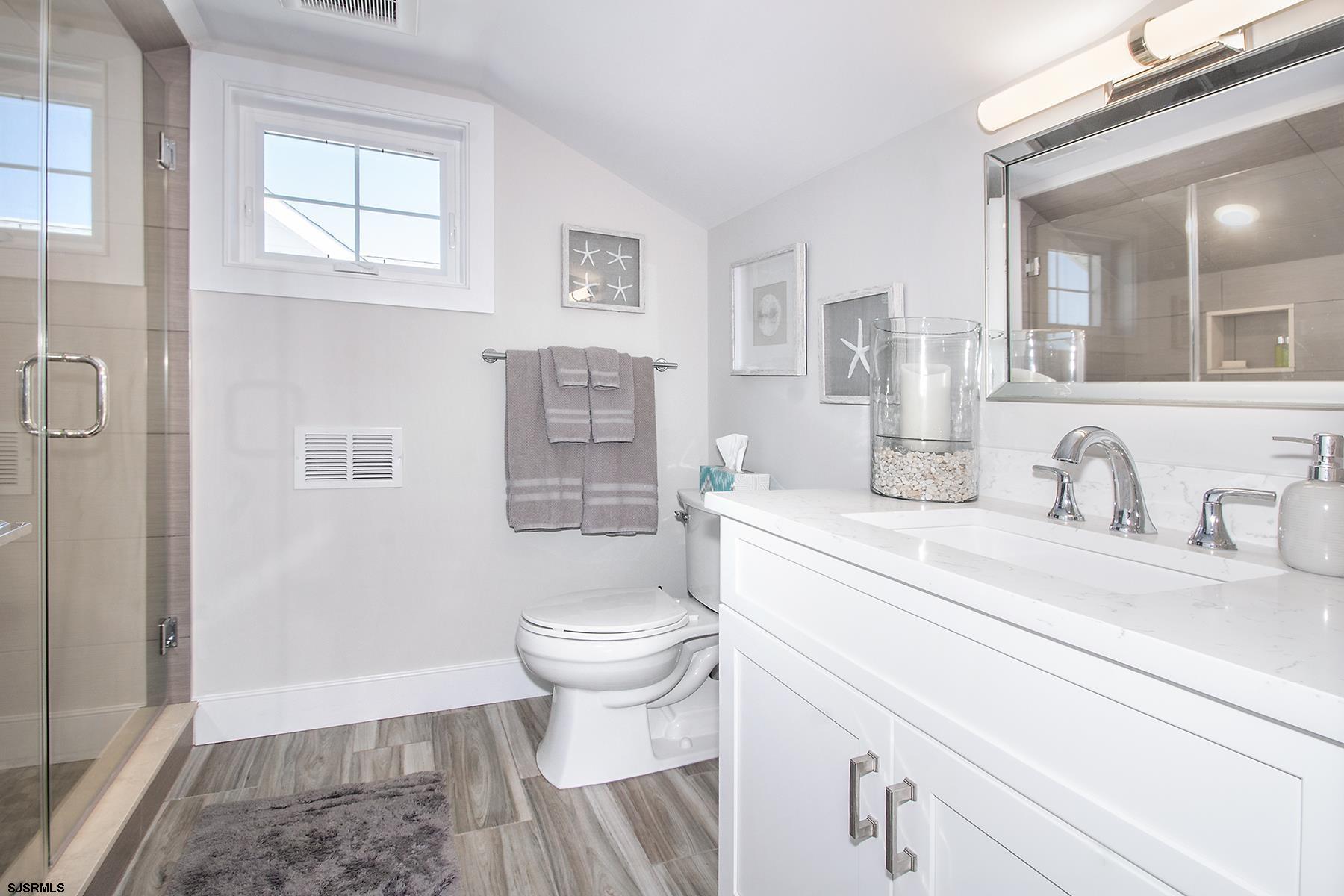 Margate, New Jersey 08402, United States, 5 Bedrooms Bedrooms, ,5 BathroomsBathrooms,Residential,Active,197065