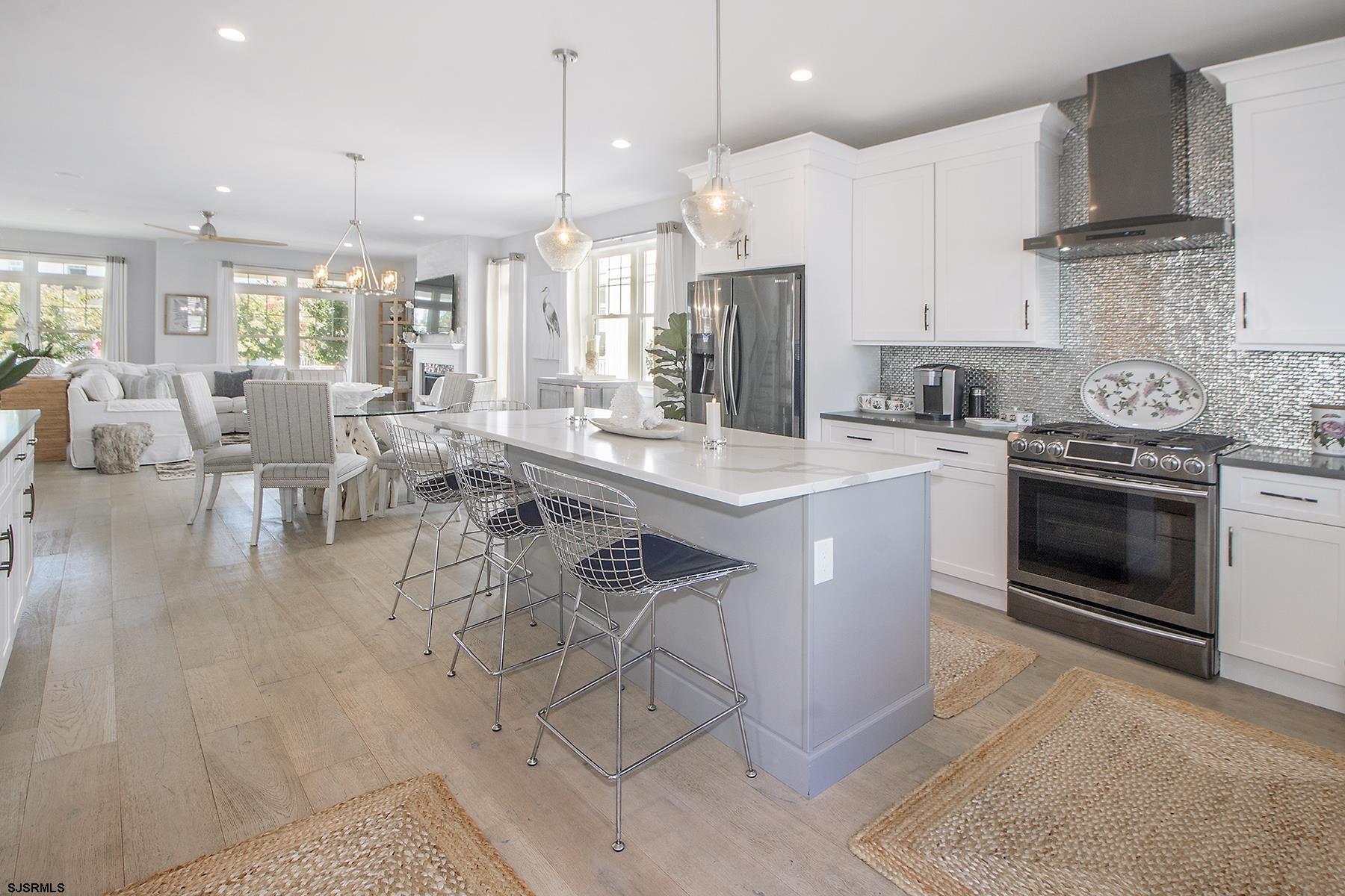 Margate, New Jersey 08402, United States, 5 Bedrooms Bedrooms, ,5 BathroomsBathrooms,Residential,Active,197065