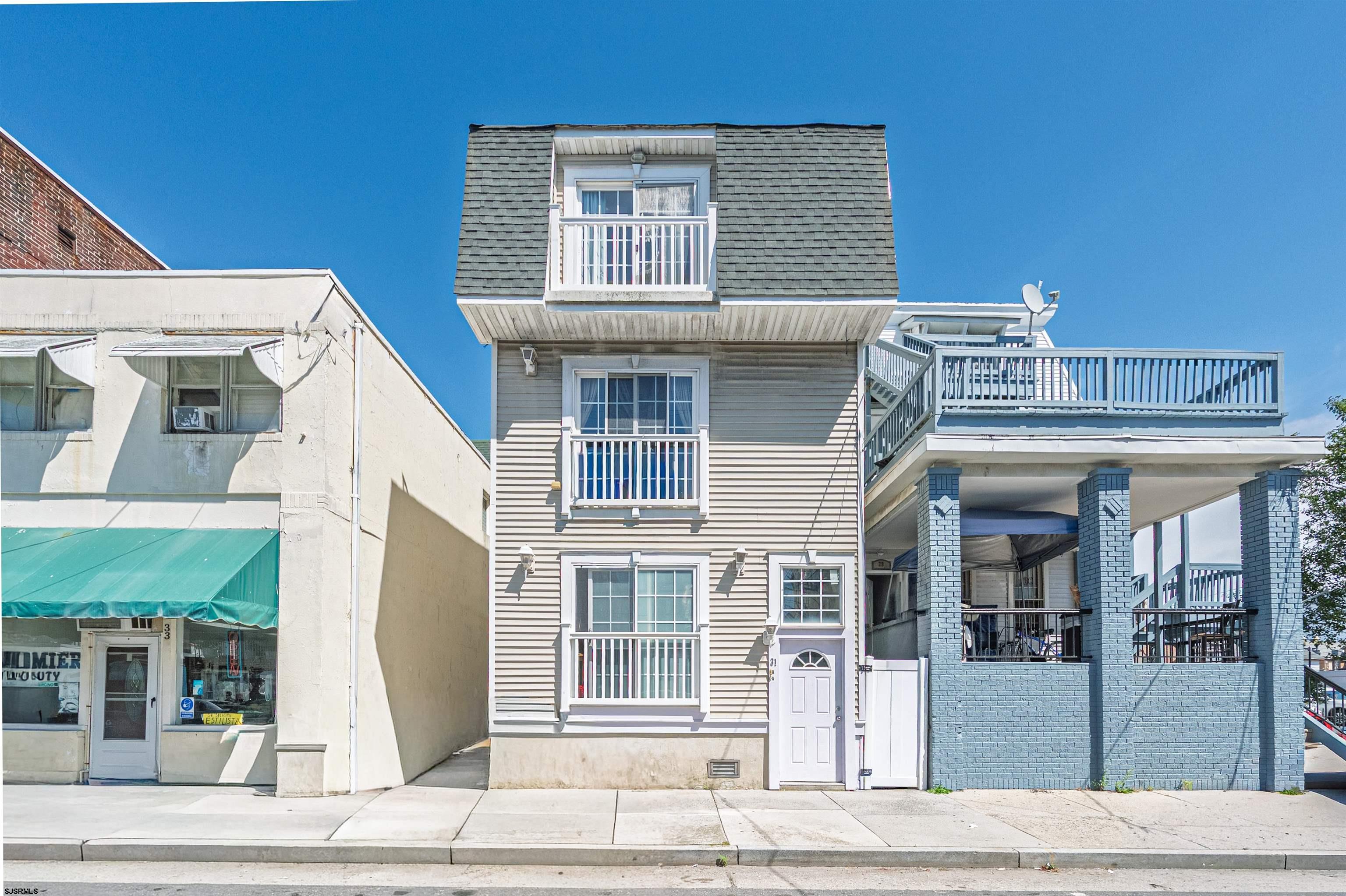 Photo 1 of 33 — 31 N Georgia Ave, Atlantic City, NJ 08401
