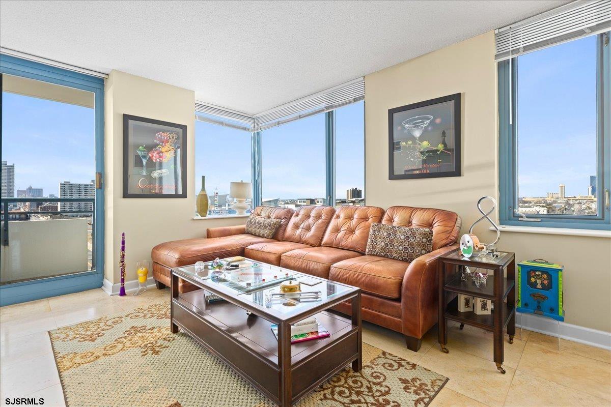 Atlantic City, New Jersey 08401, United States, 2 Bedrooms Bedrooms, ,2 BathroomsBathrooms,Residential,Active,77911