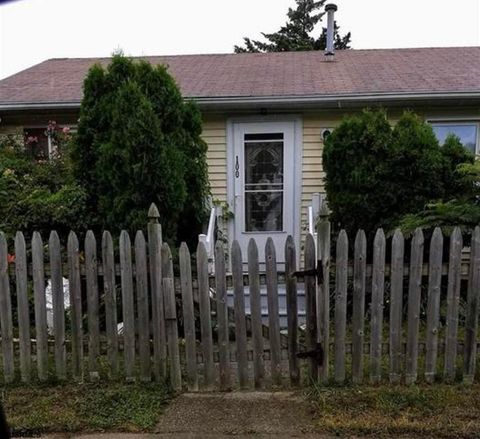 Homes For Sale - 100 Tremont Ave<br/> Pleasantville, NJ 08232