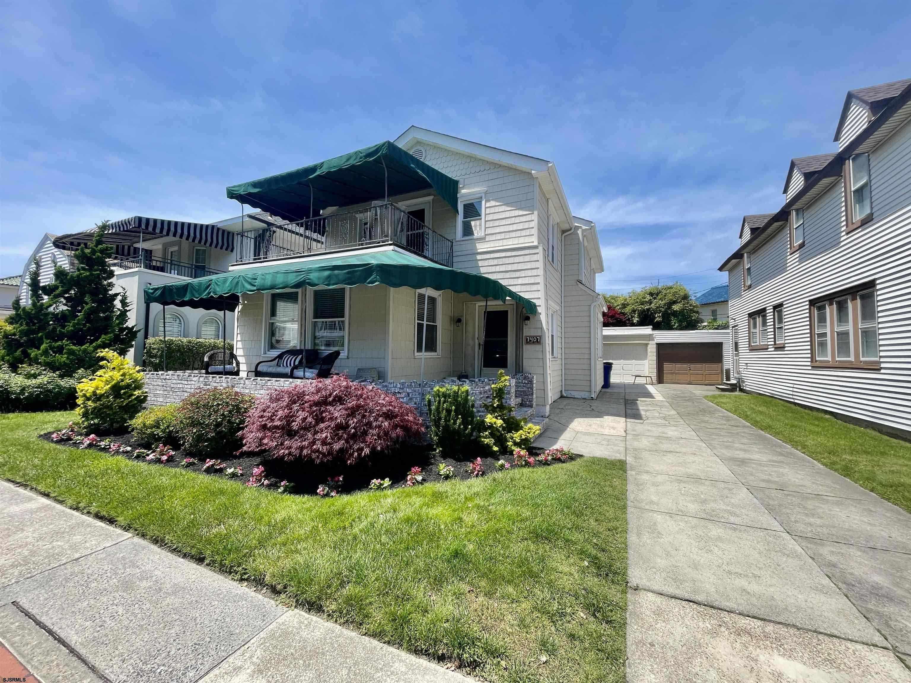 7407 Ventnor Ave