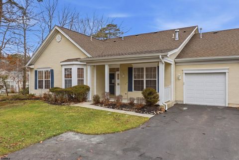 Homes For Sale - 127 Dover Ct<br/> Smithville, NJ 08205