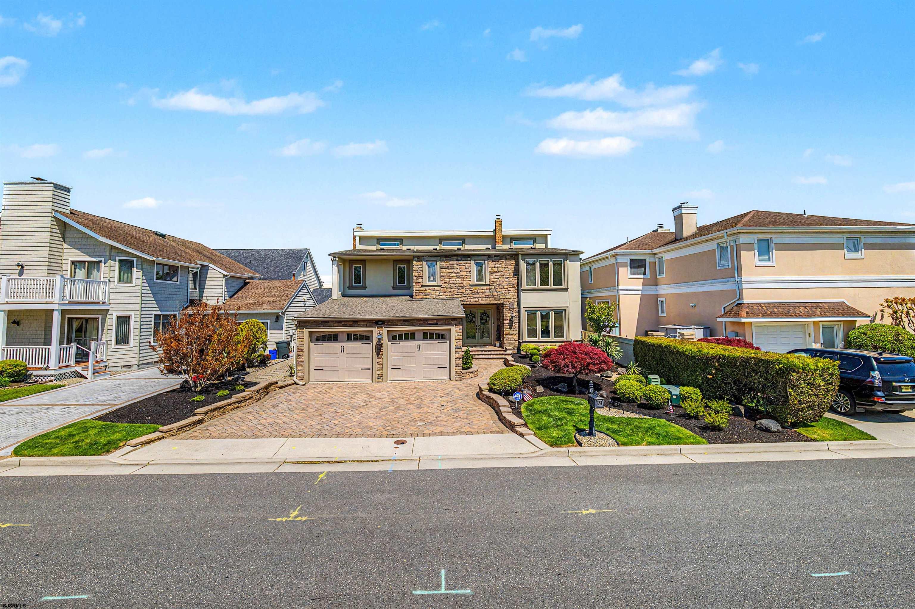 7509 Burk Ave