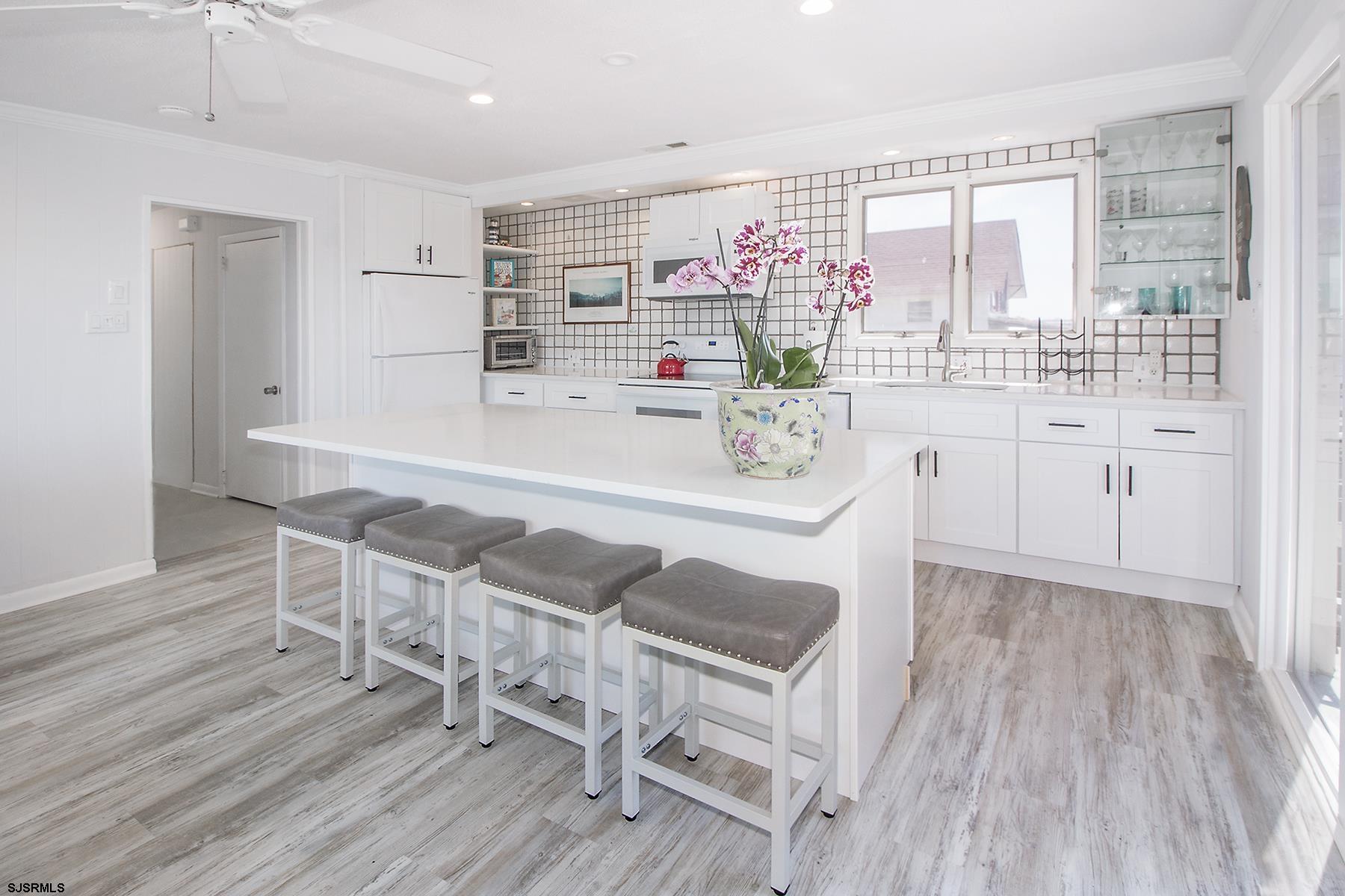 2407 Oberon Bayfront