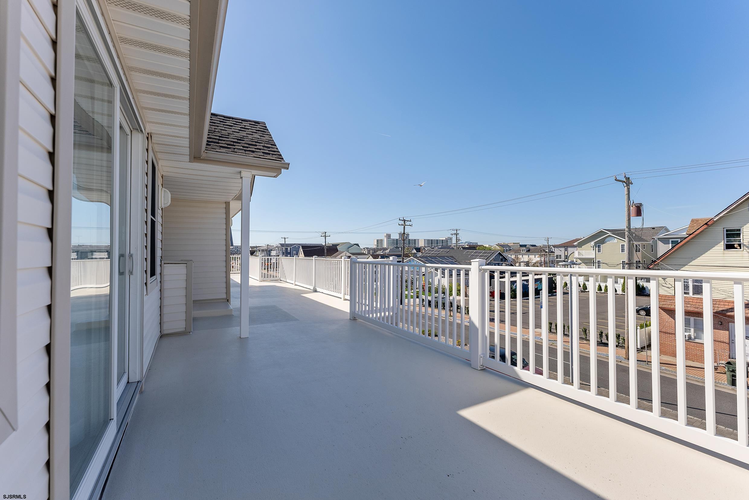 141 E Rio Grande Ave, #201 201