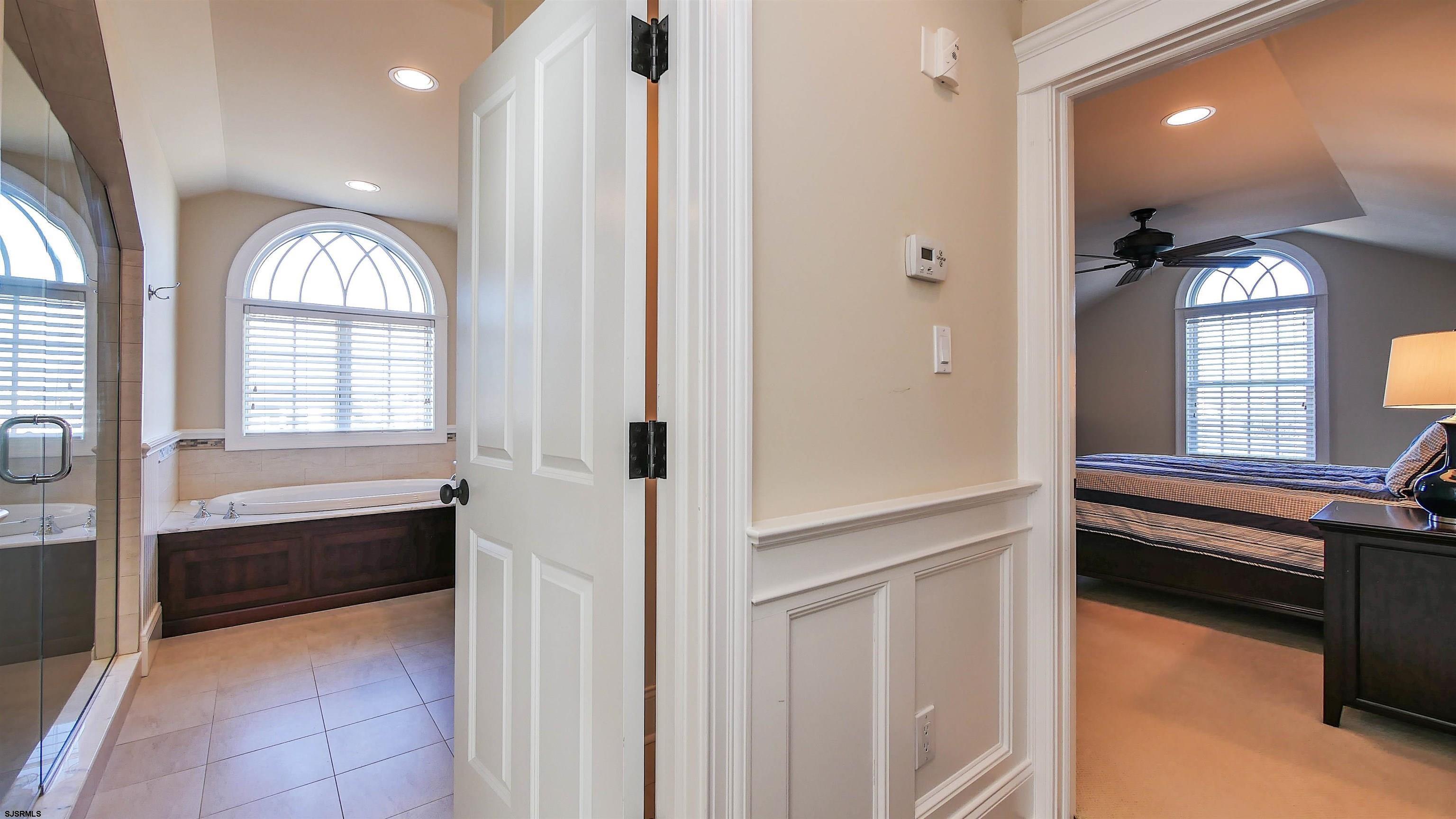 Margate, New Jersey 08402, United States, 5 Bedrooms Bedrooms, ,5 BathroomsBathrooms,Residential,Active,87140