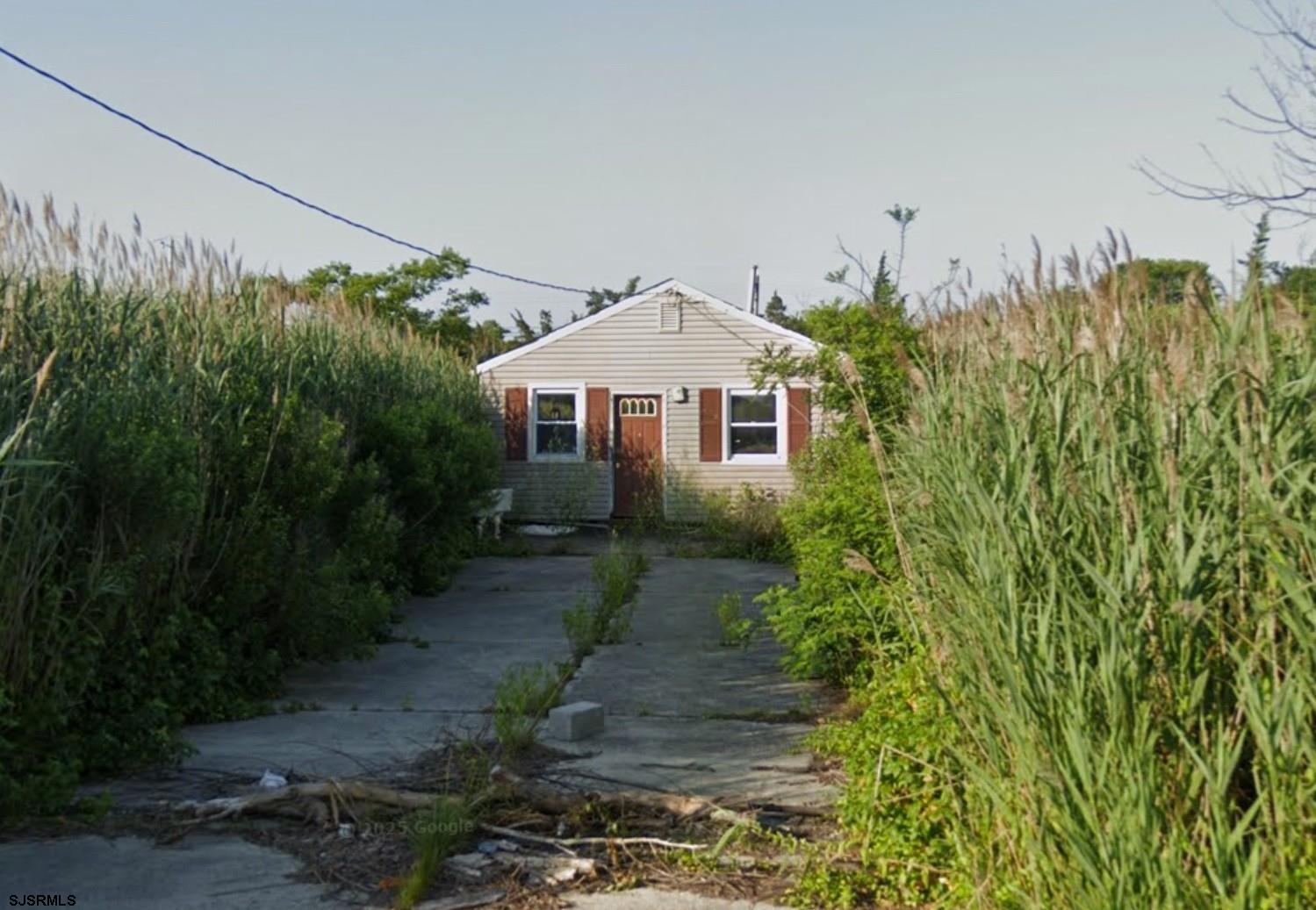 Photo 1 of 3 — 221 Oakland Ave, Pleasantville, NJ 08232