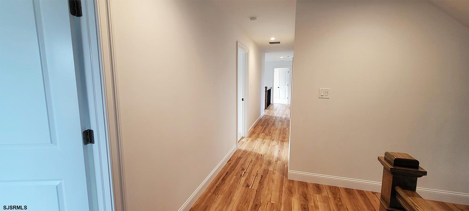 Egg Harbor Township, New Jersey 08234, United States, 4 Bedrooms Bedrooms, ,3 BathroomsBathrooms,Residential,Pending,72492