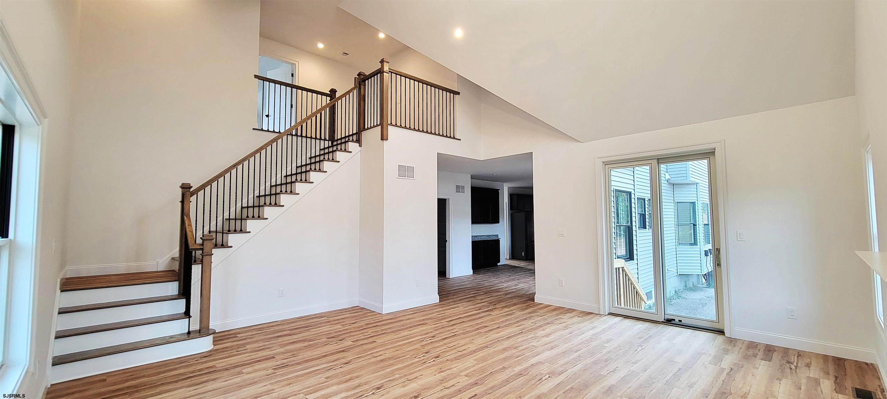 Egg Harbor Township, New Jersey 08234, United States, 4 Bedrooms Bedrooms, ,3 BathroomsBathrooms,Residential,Pending,72492