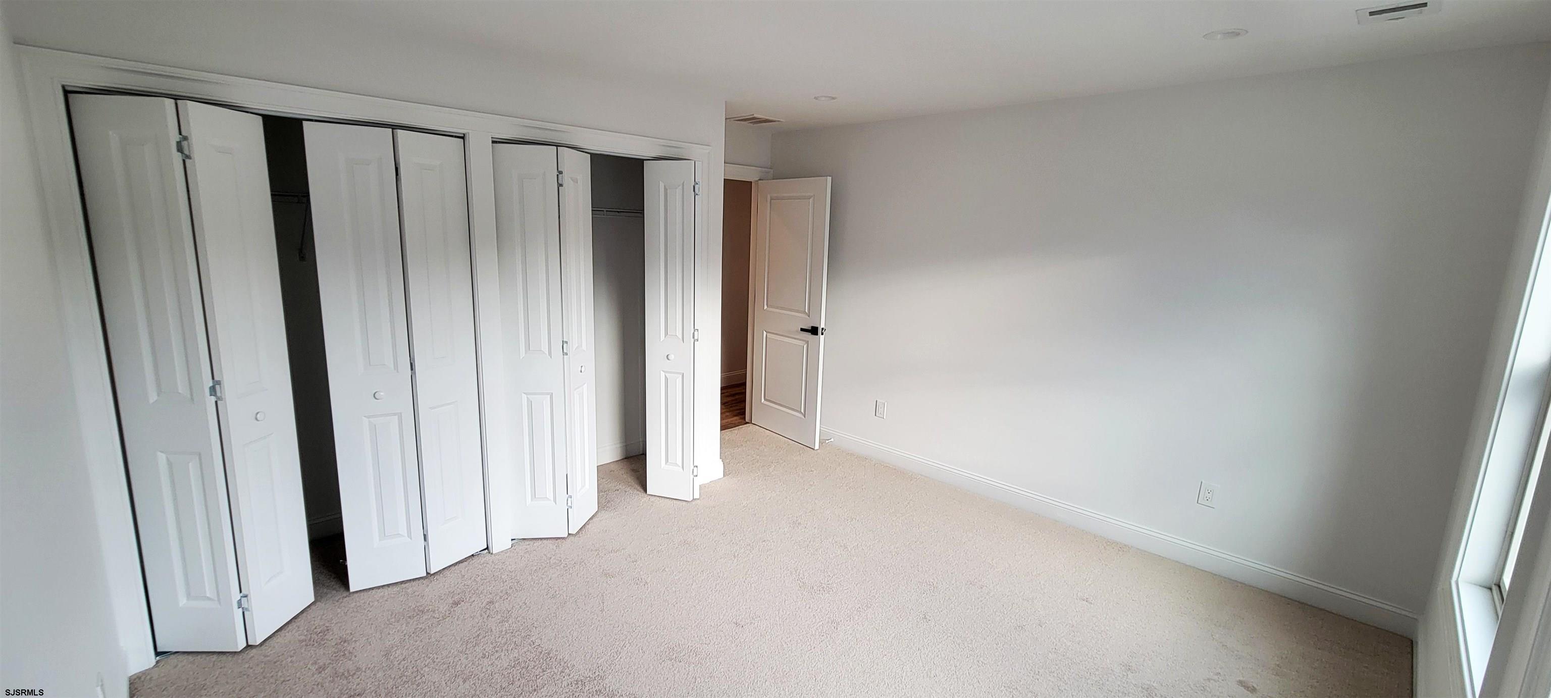 Egg Harbor Township, New Jersey 08234, United States, 4 Bedrooms Bedrooms, ,3 BathroomsBathrooms,Residential,Pending,72492