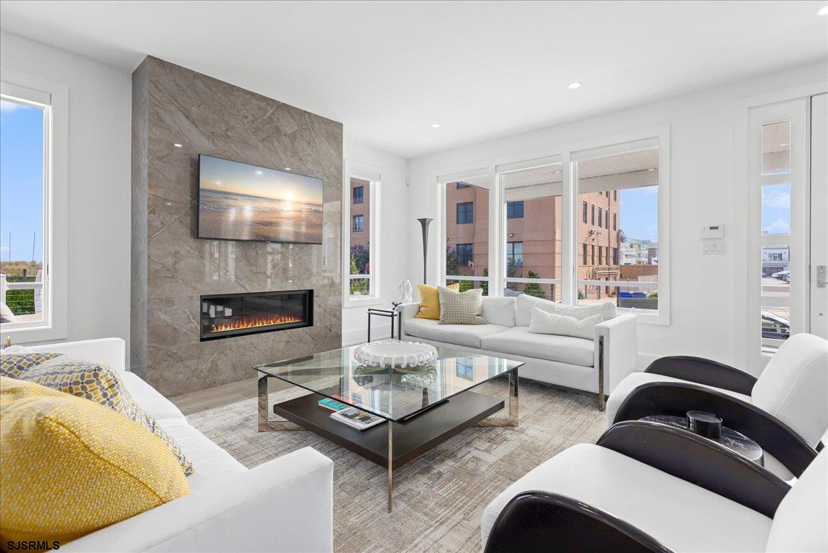 Ventnor, New Jersey 08406, United States, 5 Bedrooms Bedrooms, ,7 BathroomsBathrooms,Residential,Active,13187