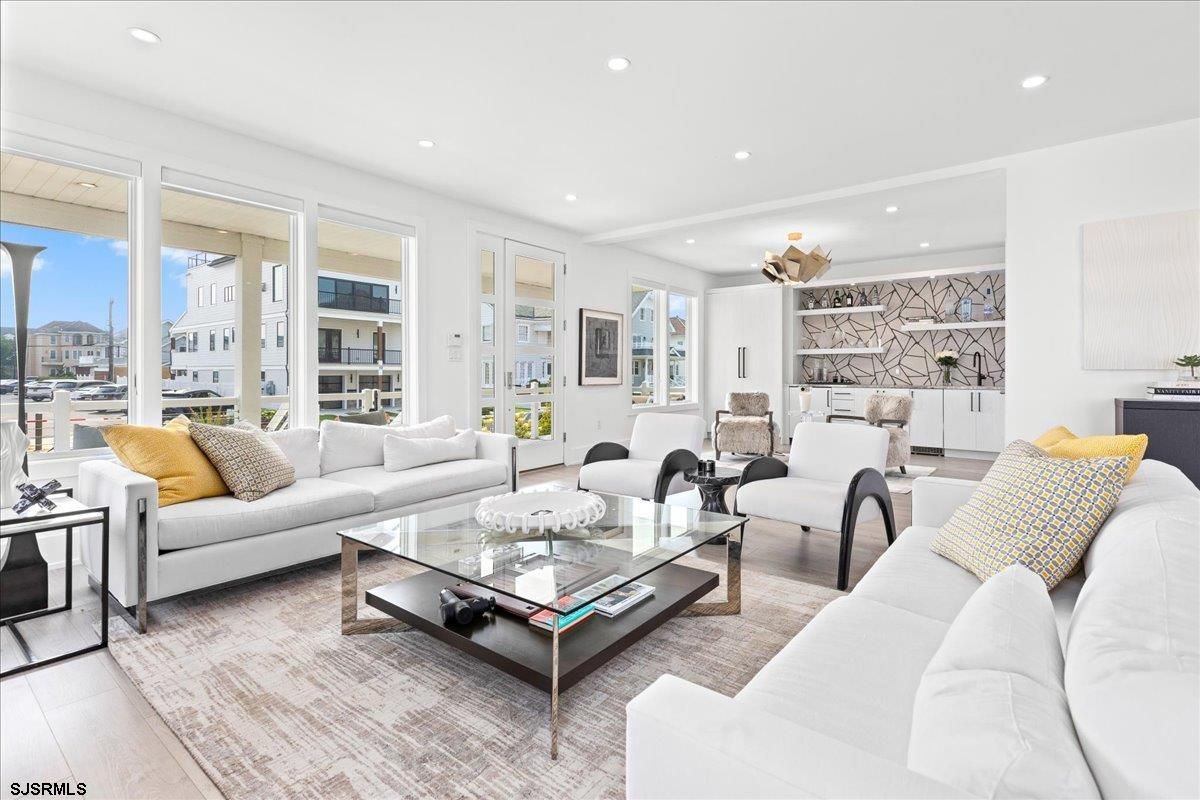 Ventnor, New Jersey 08406, United States, 5 Bedrooms Bedrooms, ,7 BathroomsBathrooms,Residential,Active,13187