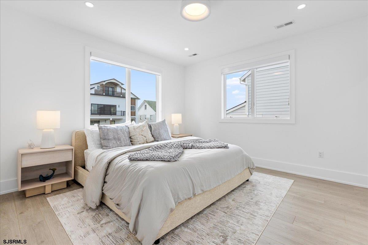 Ventnor, New Jersey 08406, United States, 5 Bedrooms Bedrooms, ,7 BathroomsBathrooms,Residential,Active,13187