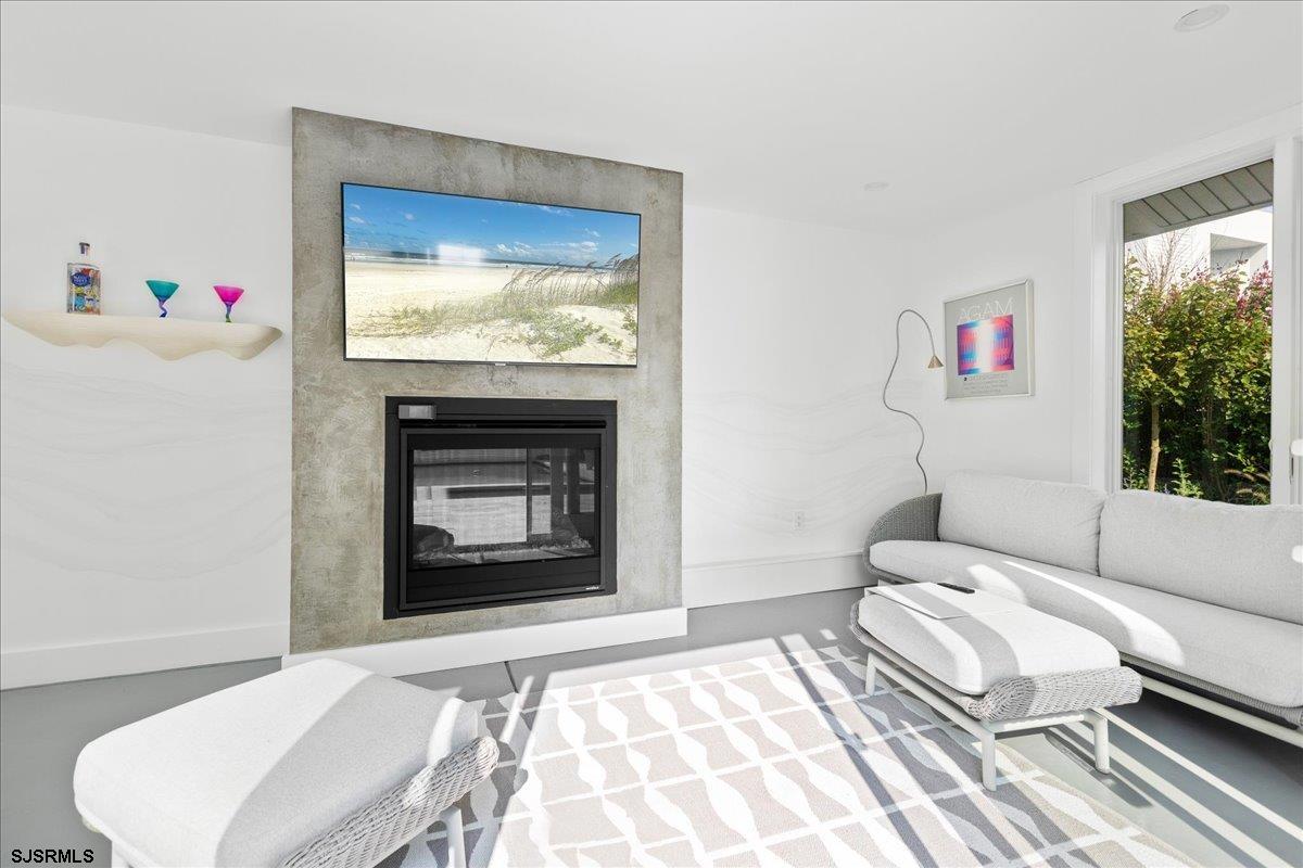 Ventnor, New Jersey 08406, United States, 5 Bedrooms Bedrooms, ,7 BathroomsBathrooms,Residential,Active,13187