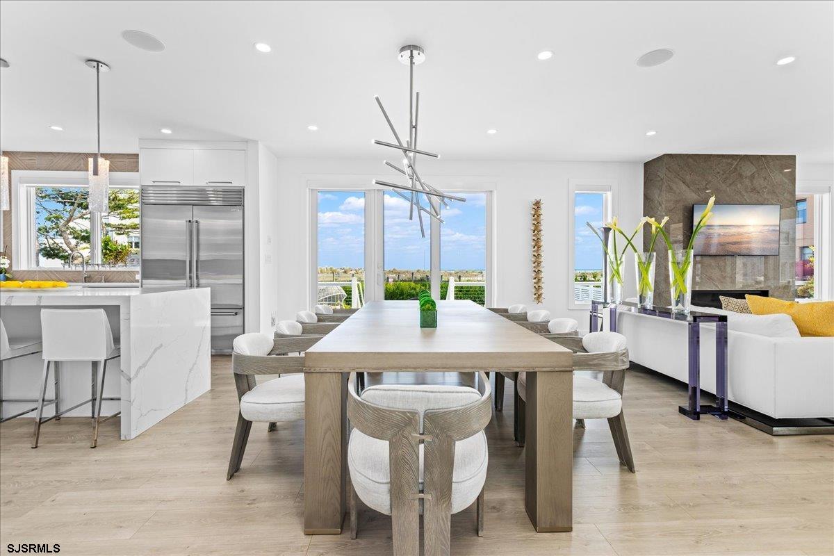 Ventnor, New Jersey 08406, United States, 5 Bedrooms Bedrooms, ,7 BathroomsBathrooms,Residential,Active,13187