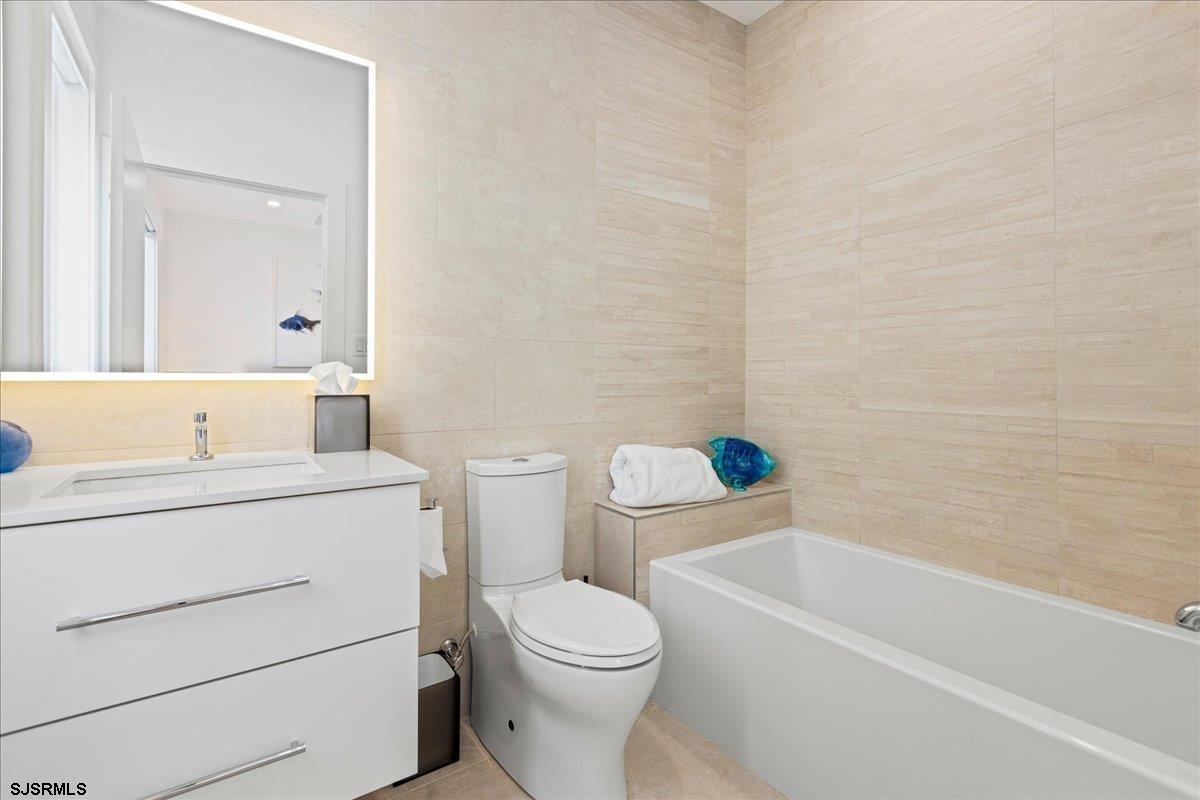 Ventnor, New Jersey 08406, United States, 5 Bedrooms Bedrooms, ,7 BathroomsBathrooms,Residential,Active,13187