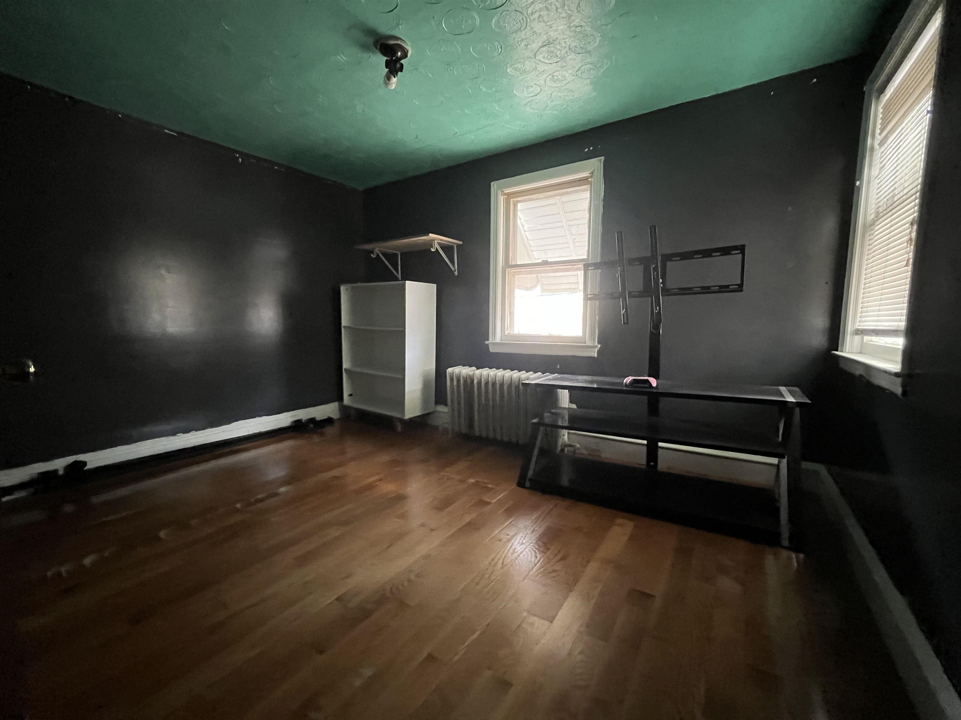 Atlantic City, New Jersey 08401, United States, 3 Bedrooms Bedrooms, ,3 BathroomsBathrooms,Residential,Pending,30580