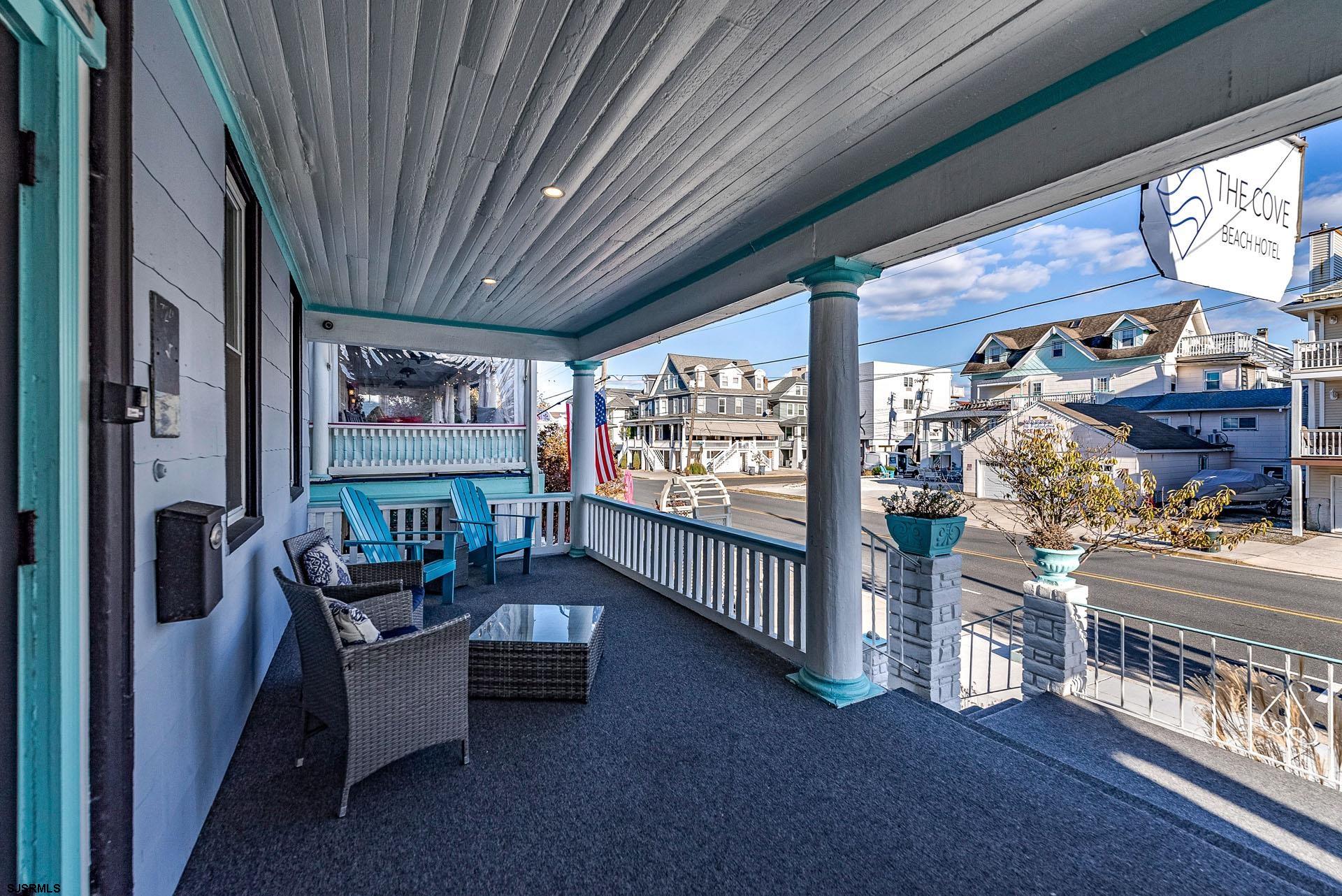 724 Ocean
