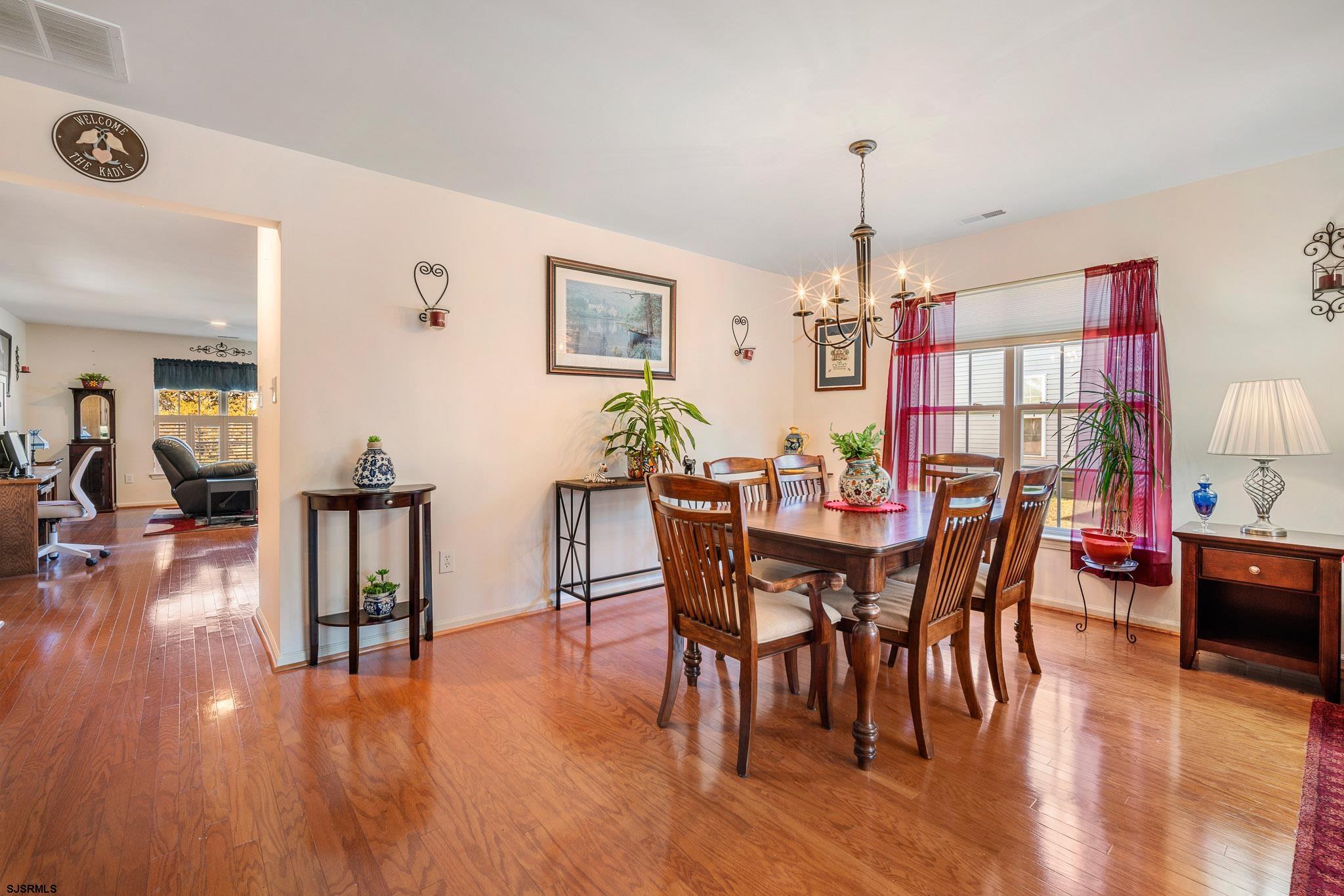 Mays Landing, New Jersey 08330, United States, 2 Bedrooms Bedrooms, ,2 BathroomsBathrooms,Residential,Pending,81582