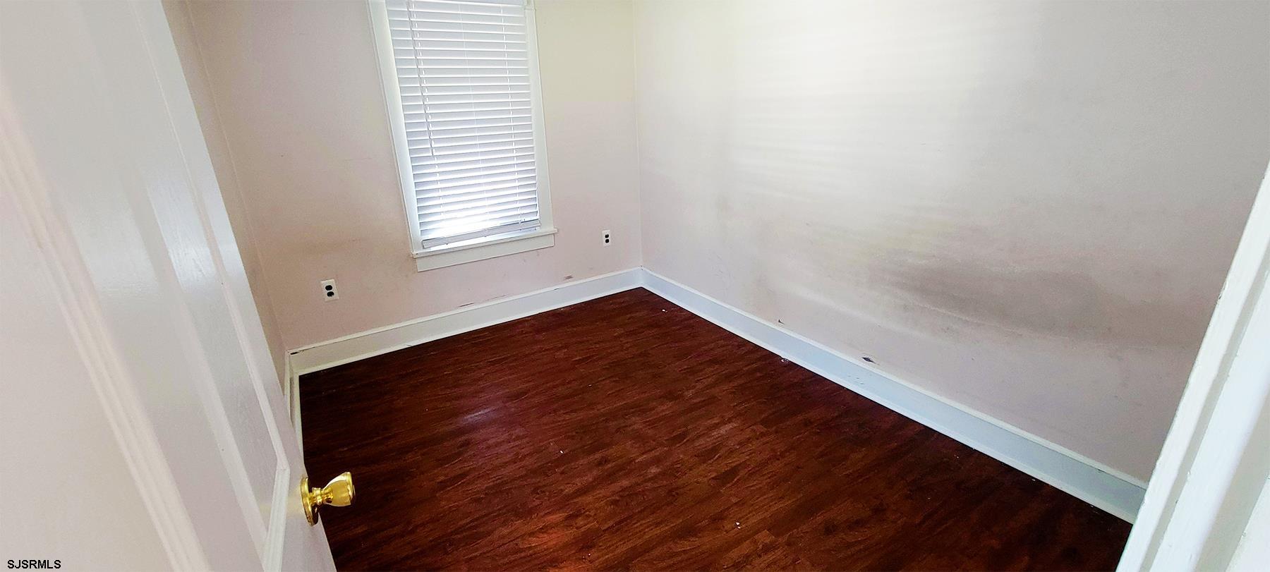 Northfield, New Jersey 08225, United States, 2 Bedrooms Bedrooms, ,1 BathroomBathrooms,Residential,Active,220897