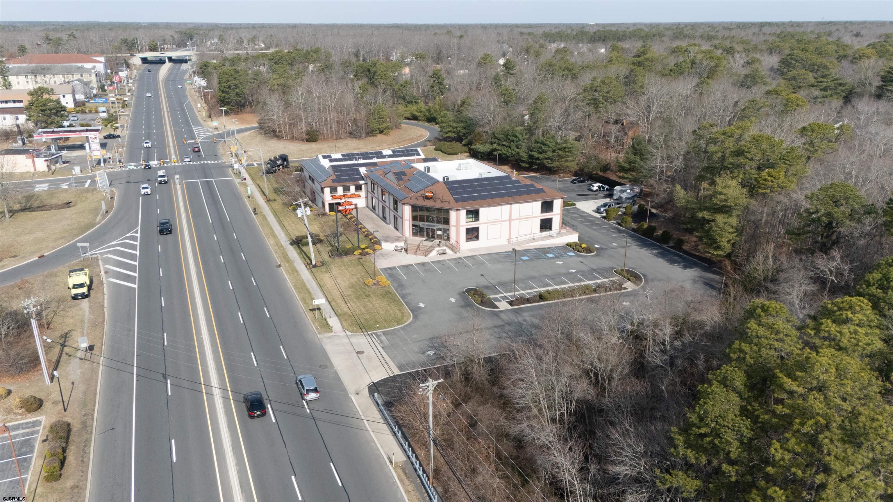 219 E White Horse Pike