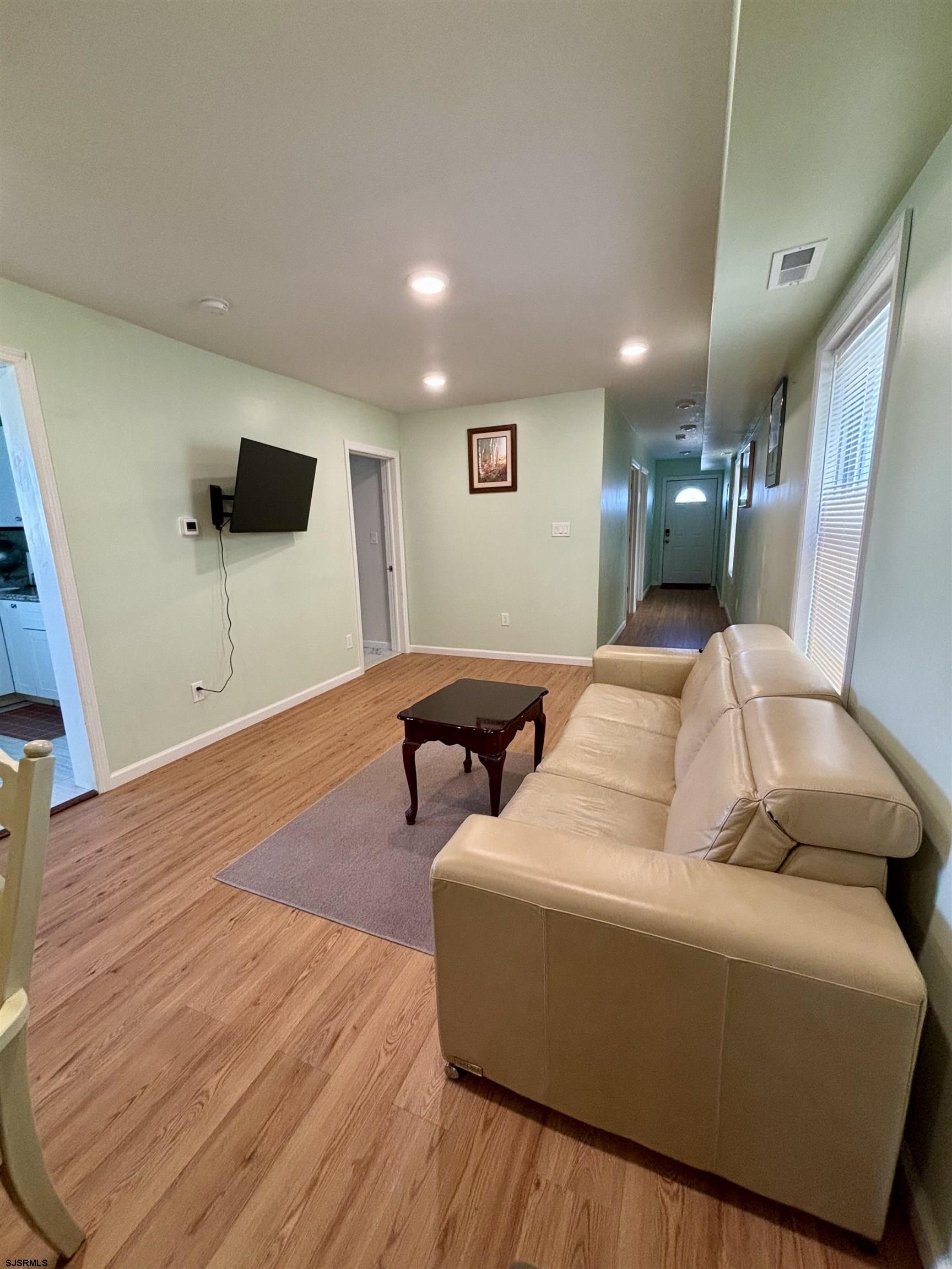 Ventnor, New Jersey 08406, United States, 3 Bedrooms Bedrooms, ,2 BathroomsBathrooms,Residential,Active,76757