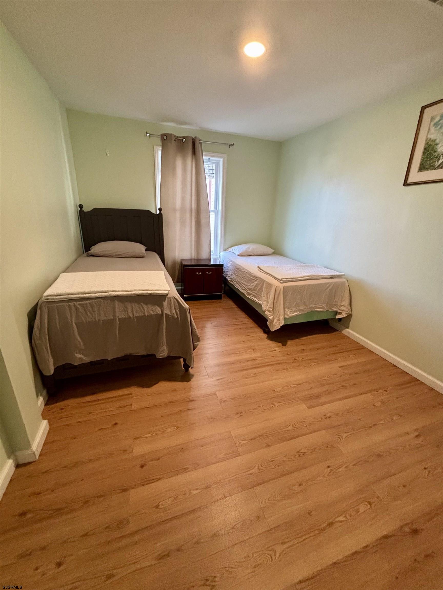 Ventnor, New Jersey 08406, United States, 3 Bedrooms Bedrooms, ,2 BathroomsBathrooms,Residential,Active,76757