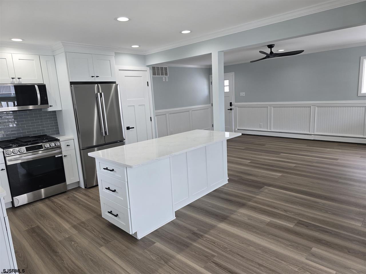 Brigantine, New Jersey 08203, United States, 4 Bedrooms Bedrooms, ,4 BathroomsBathrooms,Residential,Pending,147576