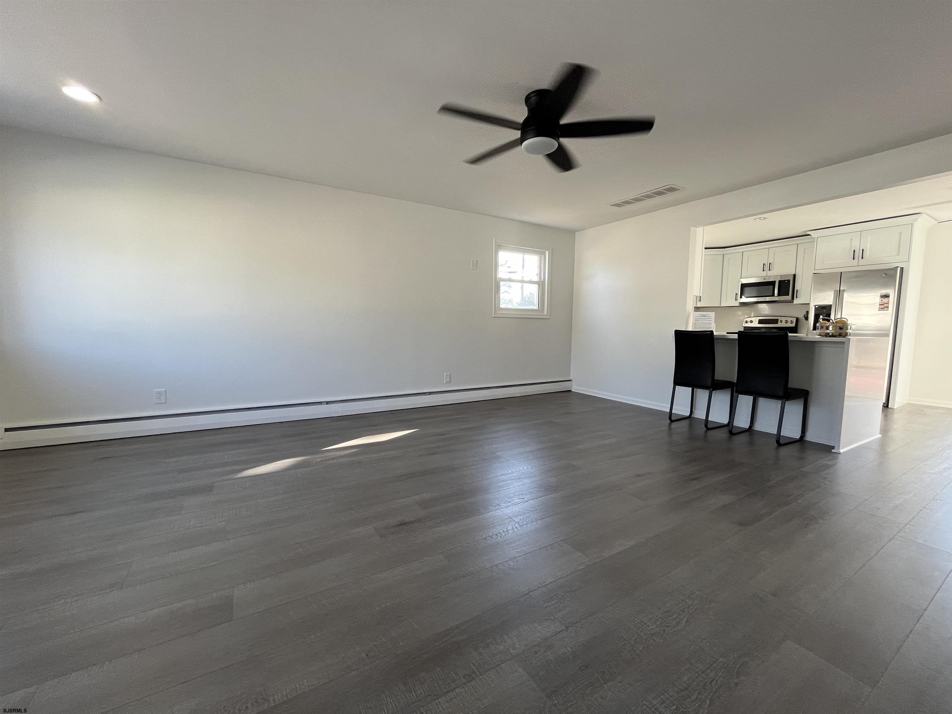 Absecon, New Jersey 08201, United States, 4 Bedrooms Bedrooms, ,2 BathroomsBathrooms,Residential,Active,10439