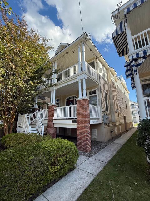 Photo of 1523 Asbury Ave #C1, Ocean City, NJ 08226 (MLS # 601784)