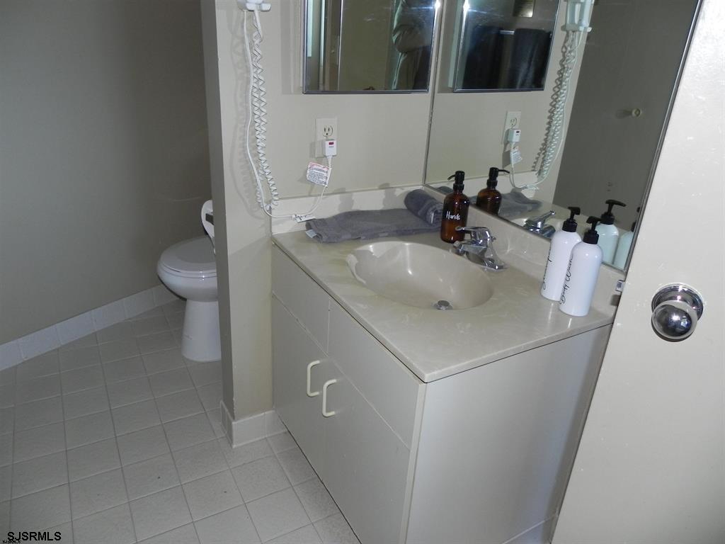 Atlantic City, New Jersey 08401, United States, ,1 BathroomBathrooms,Residential,Active,92073