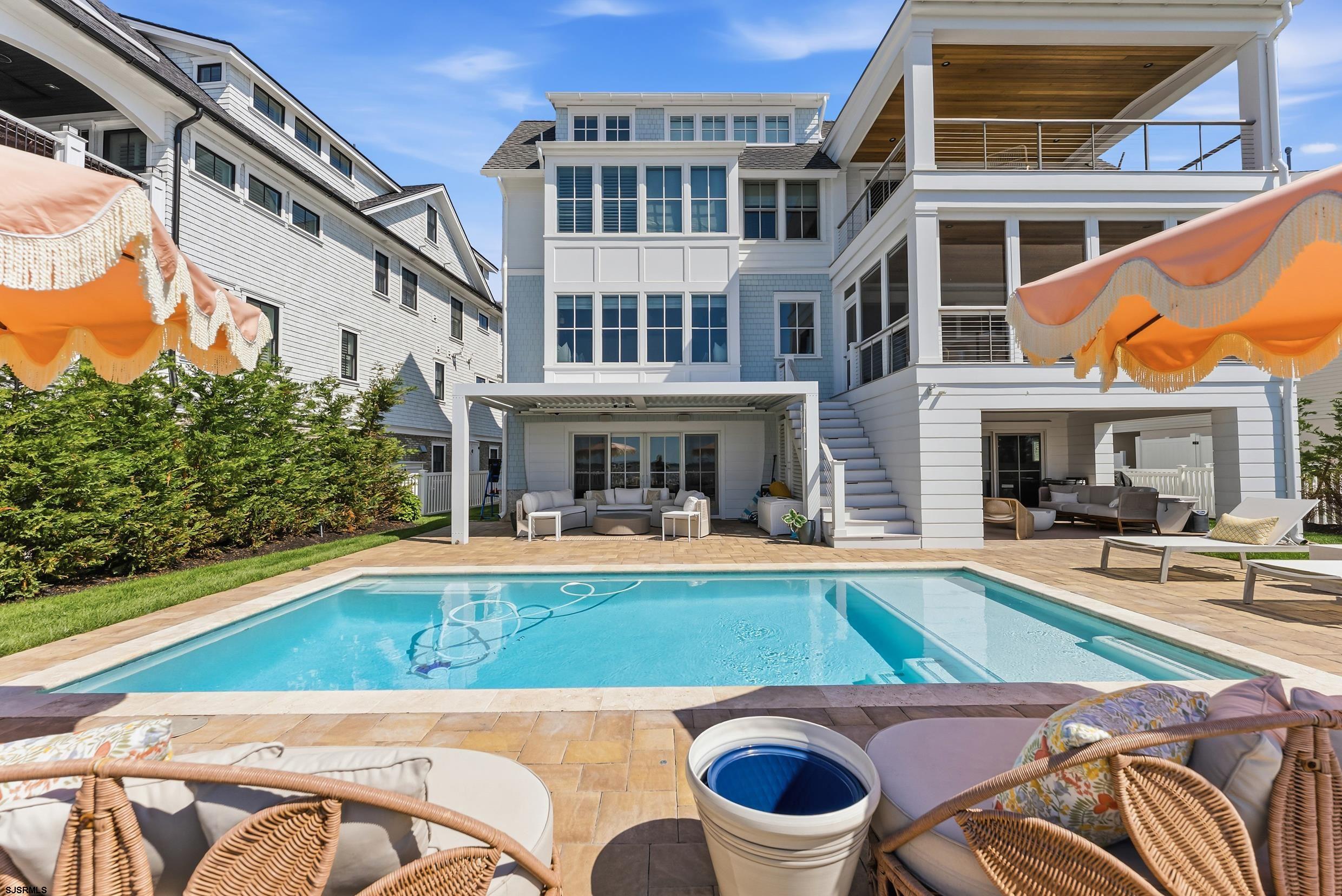 250 Bay Road