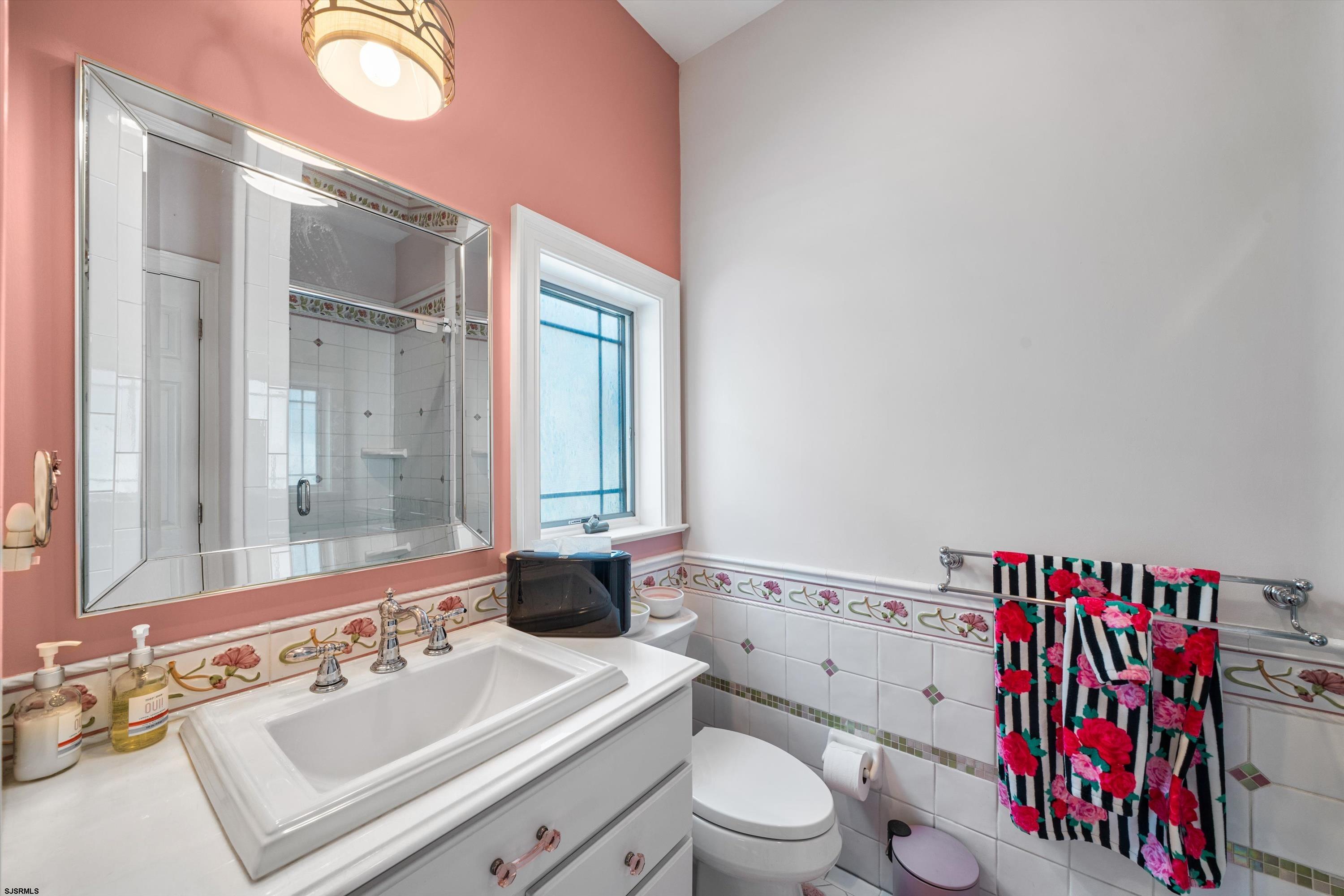 Ocean City, New Jersey 08226, United States, 5 Bedrooms Bedrooms, ,5 BathroomsBathrooms,Residential,Active,164951