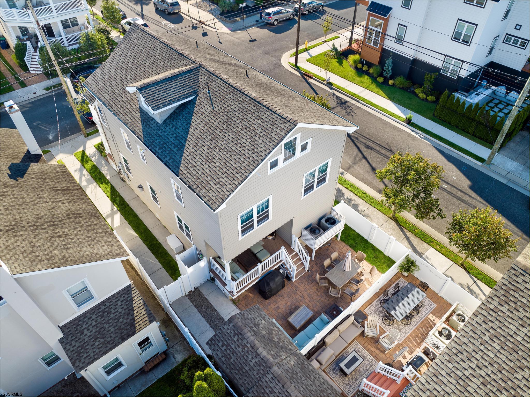 Margate, New Jersey 08402, United States, 6 Bedrooms Bedrooms, ,4 BathroomsBathrooms,Residential,Active,45028