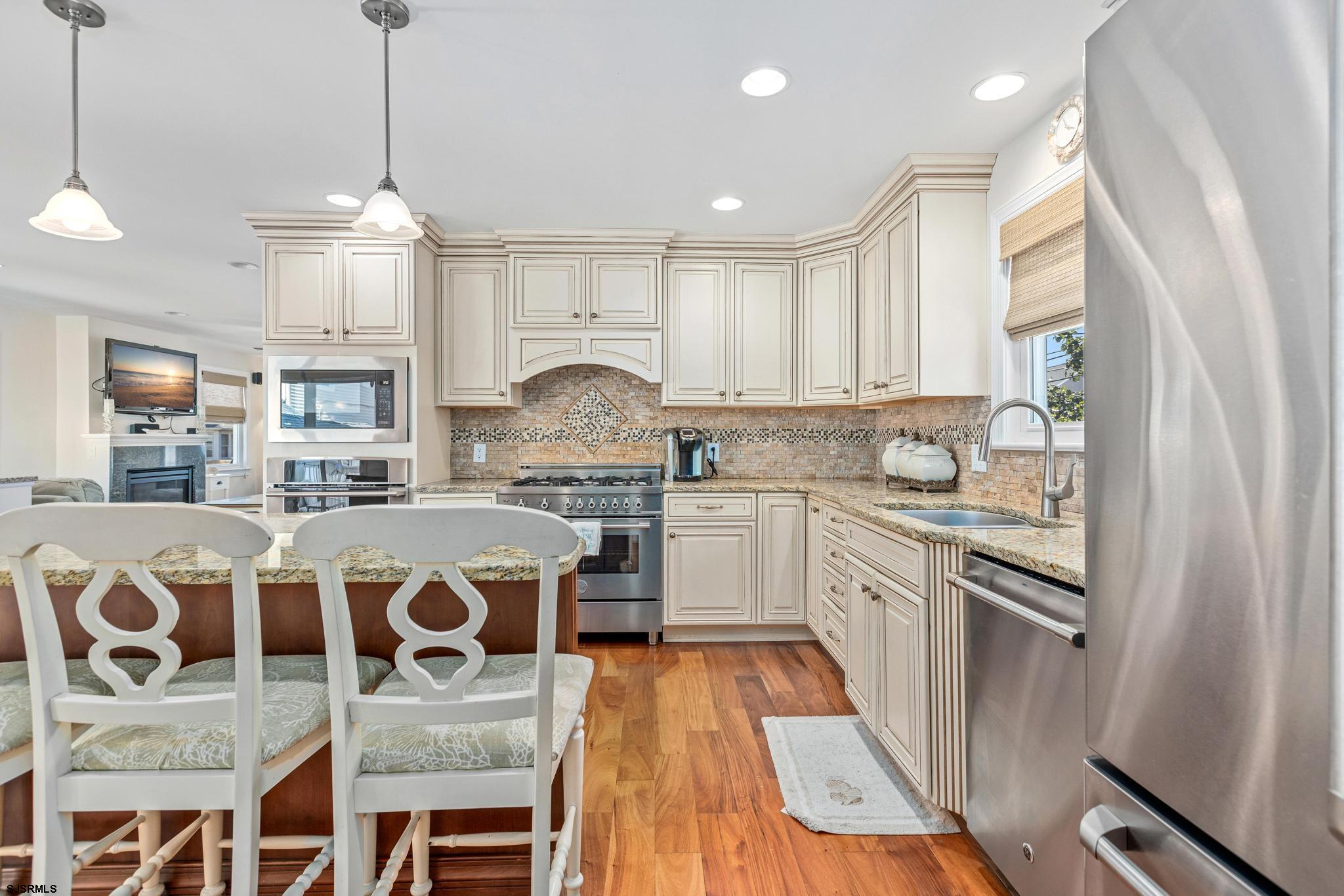 Margate, New Jersey 08402, United States, 6 Bedrooms Bedrooms, ,4 BathroomsBathrooms,Residential,Active,45028