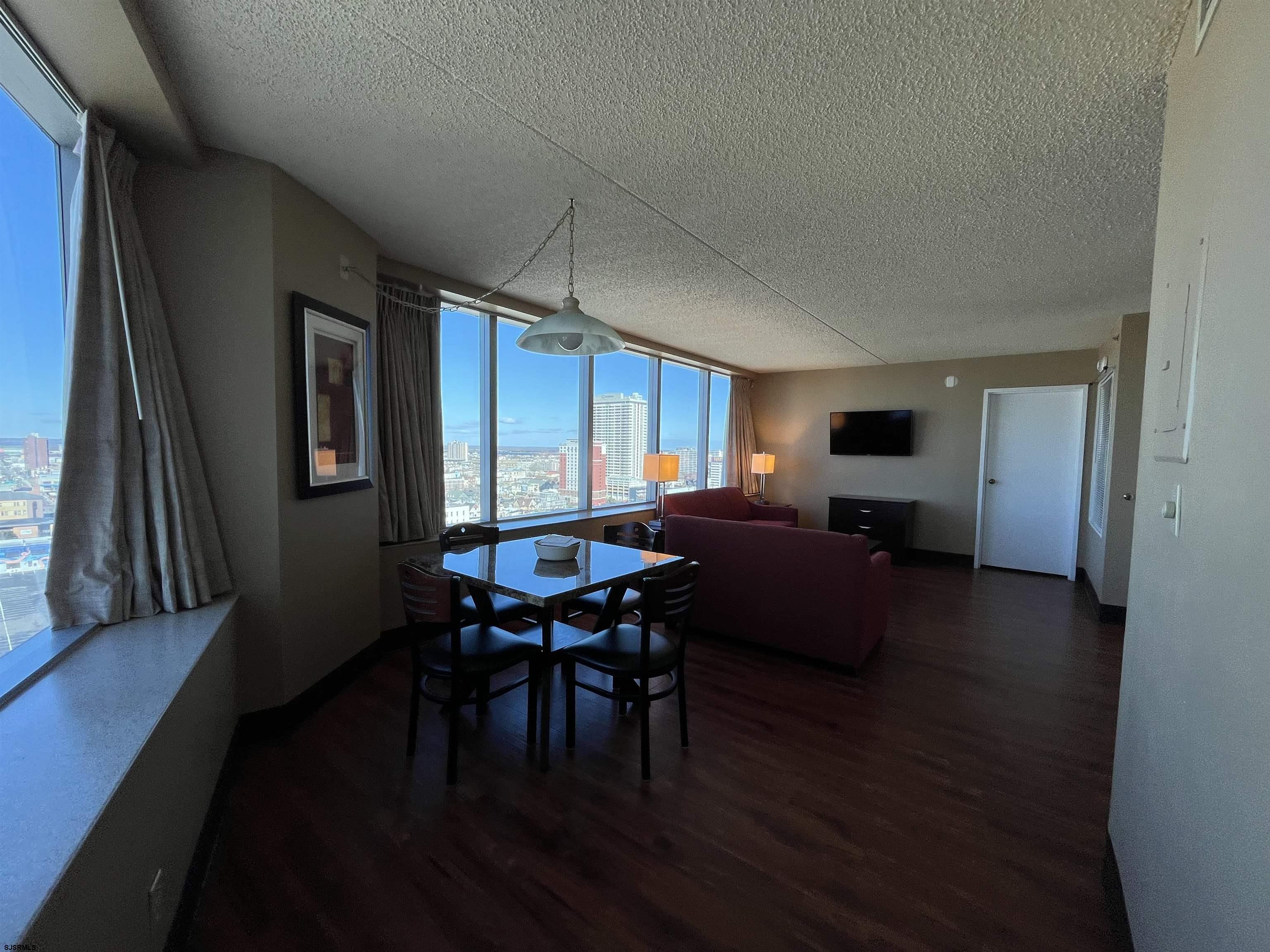 Atlantic City, New Jersey 08401, United States, 1 Bedroom Bedrooms, ,1 BathroomBathrooms,Residential,Active,10404