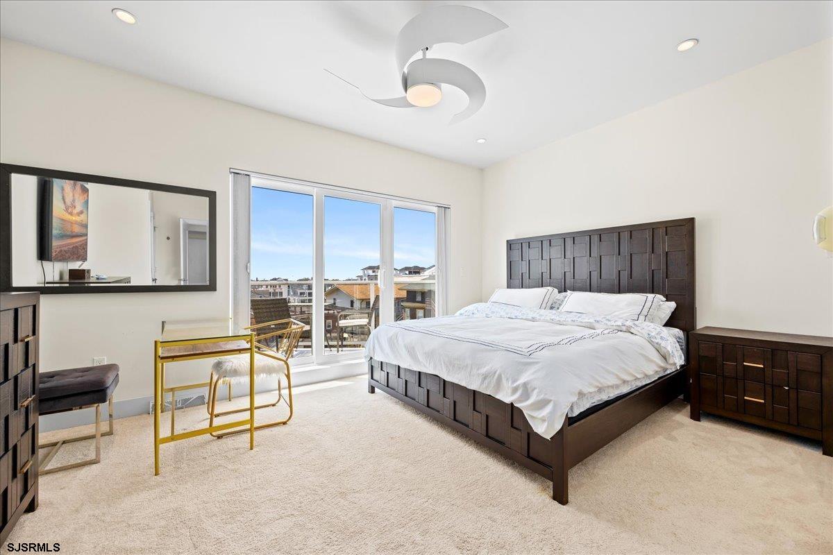 Ventnor, New Jersey 08406, United States, 5 Bedrooms Bedrooms, ,4 BathroomsBathrooms,Residential,Active,164996