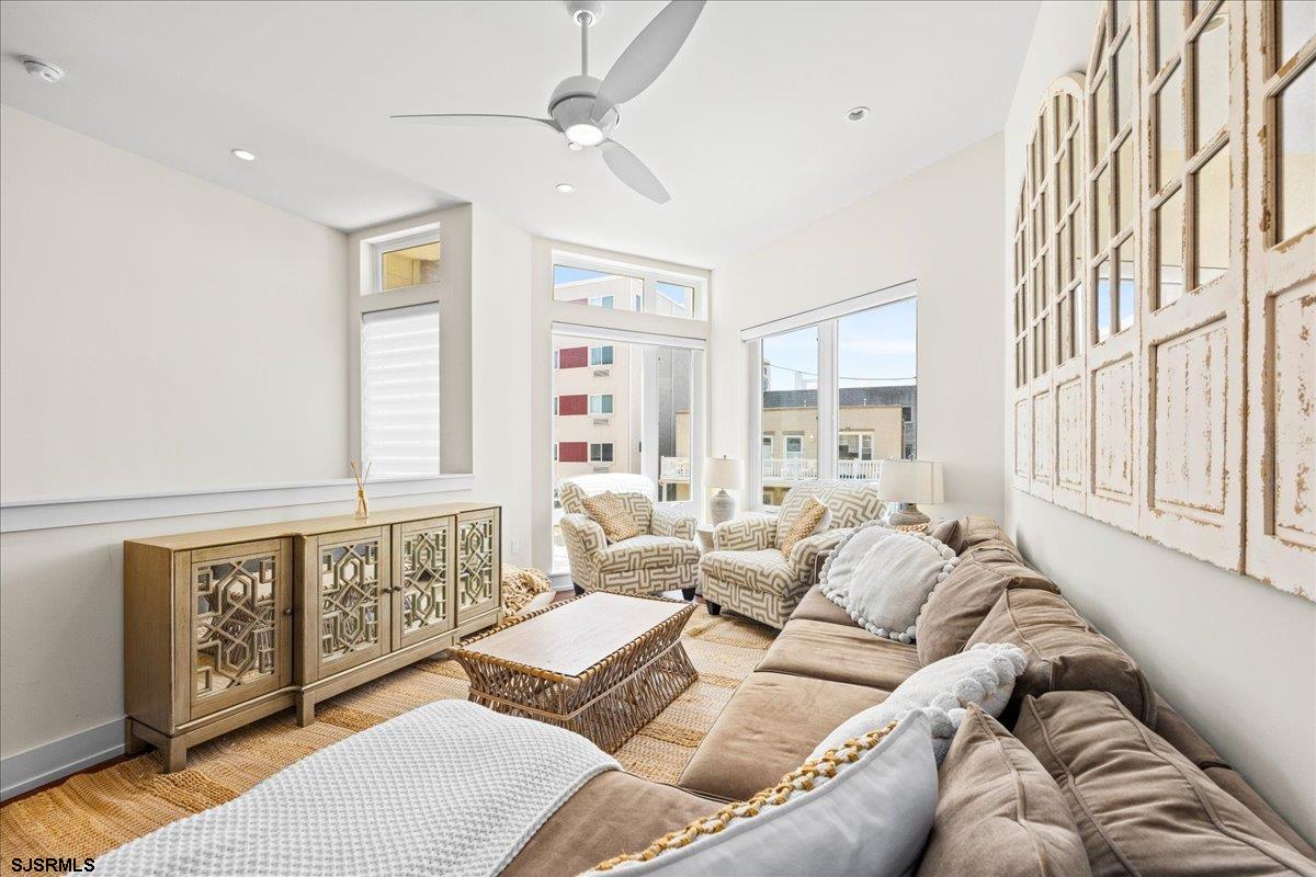 Ventnor, New Jersey 08406, United States, 5 Bedrooms Bedrooms, ,4 BathroomsBathrooms,Residential,Active,164996