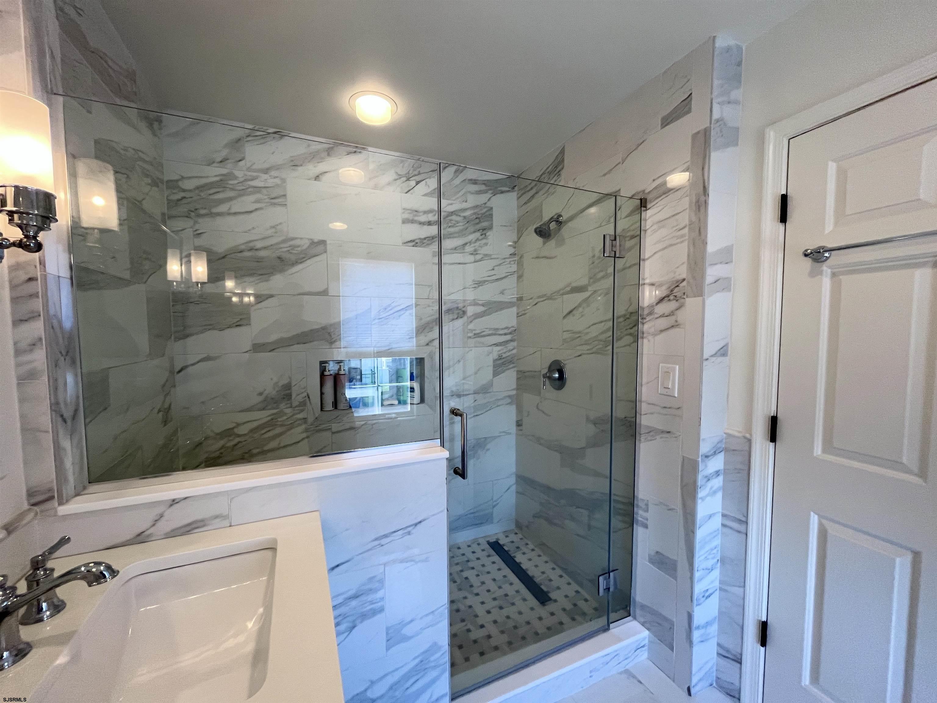 Margate, New Jersey 08402, United States, 4 Bedrooms Bedrooms, ,3 BathroomsBathrooms,Residential,Active,181851