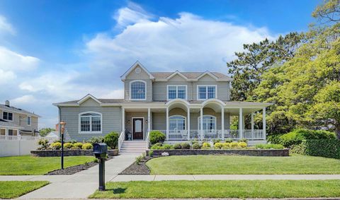 Photo of 212 S 17th Street, Brigantine, NJ 08203 (MLS # 608158)