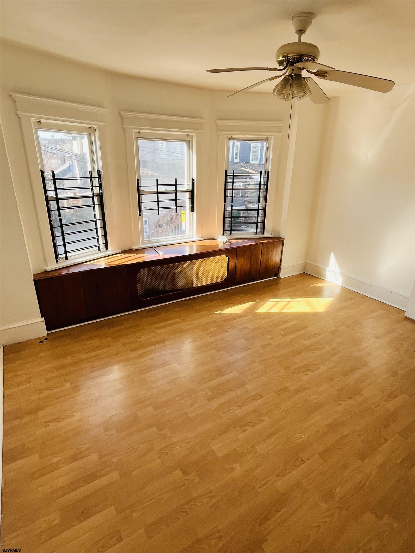 Atlantic City, New Jersey 08401, United States, 2 Bedrooms Bedrooms, ,1 BathroomBathrooms,Residential,Active,14132