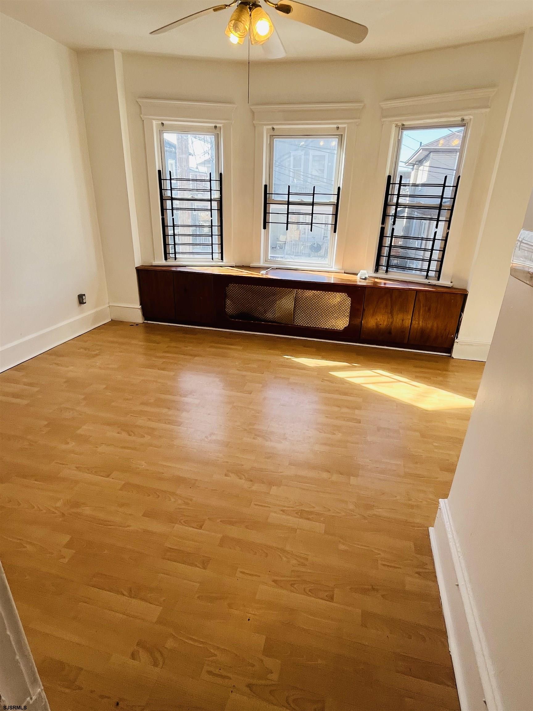 Atlantic City, New Jersey 08401, United States, 2 Bedrooms Bedrooms, ,1 BathroomBathrooms,Residential,Active,14132