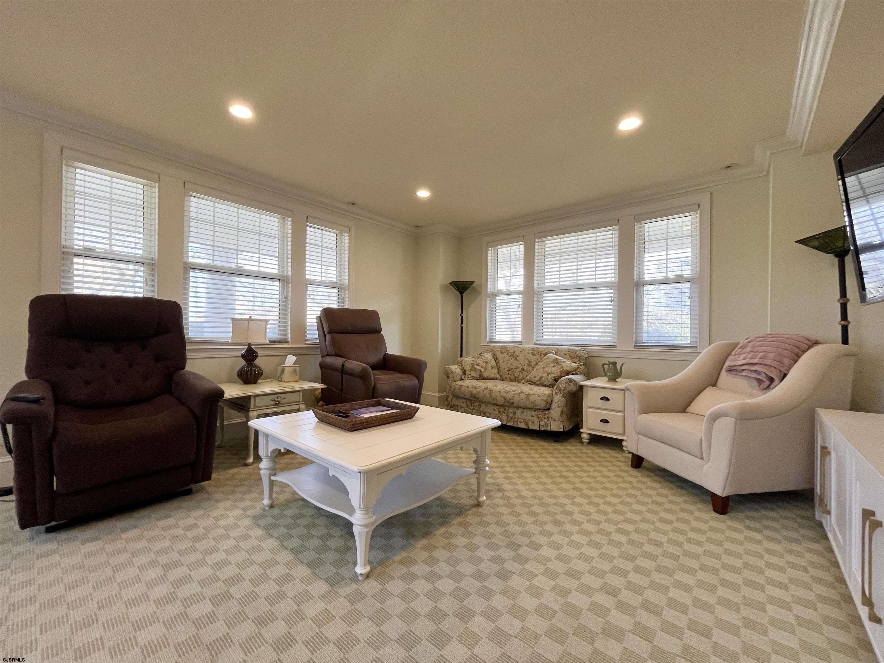 Ventnor, New Jersey 08406, United States, 5 Bedrooms Bedrooms, ,6 BathroomsBathrooms,Residential,Active,100438