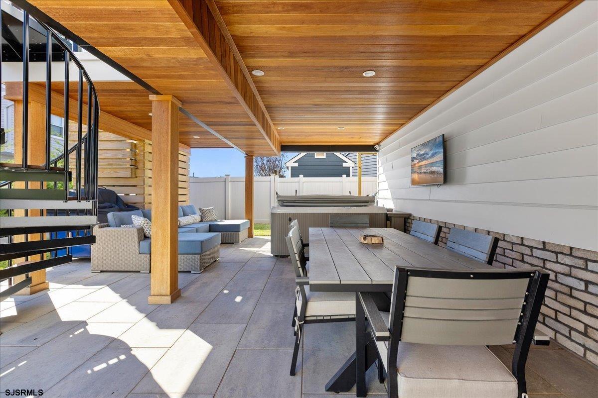 Margate, New Jersey 08402, United States, 4 Bedrooms Bedrooms, ,4 BathroomsBathrooms,Residential,Active,32880