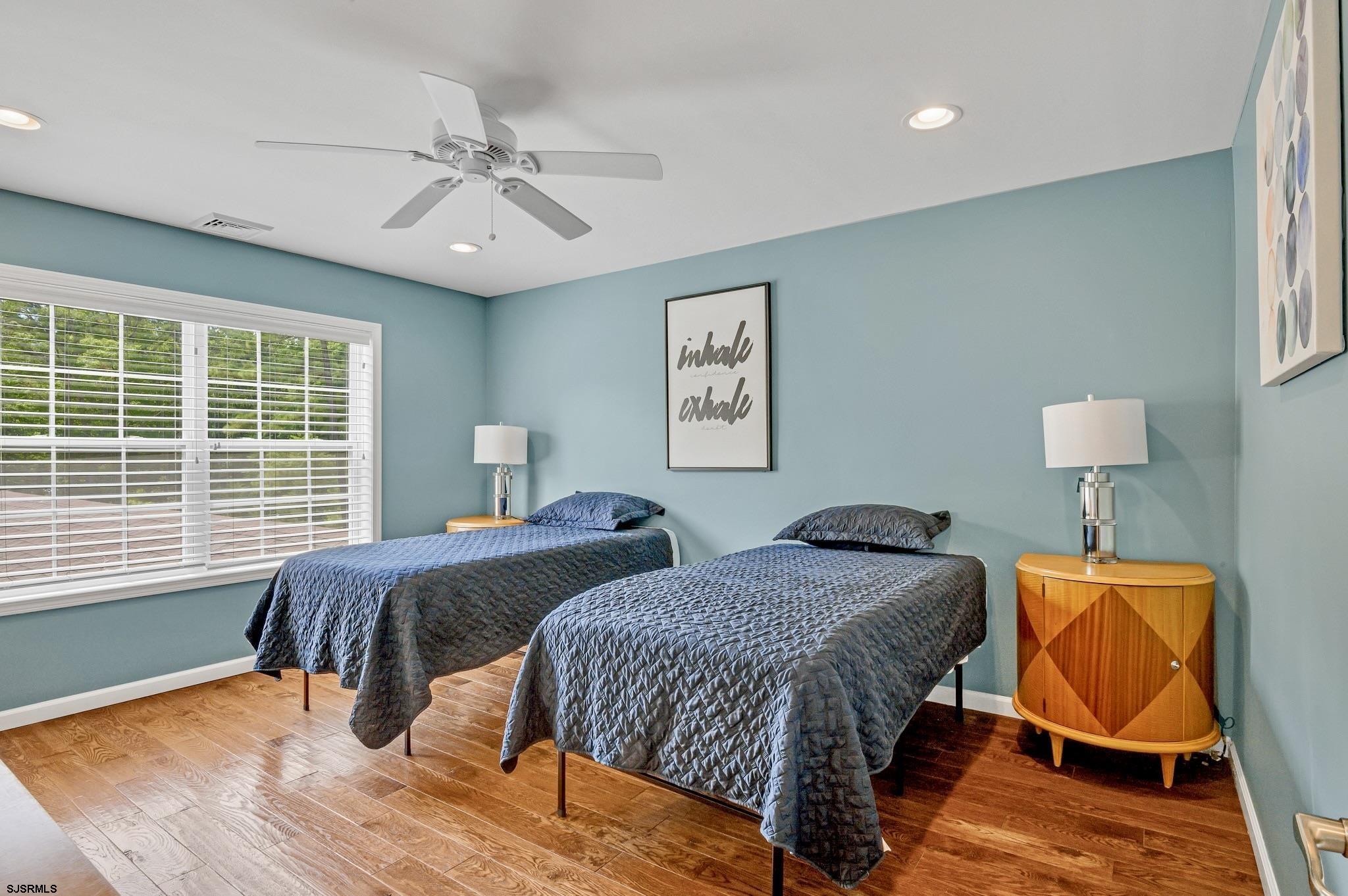 Egg Harbor Township, New Jersey 08234, United States, 9 Bedrooms Bedrooms, ,7 BathroomsBathrooms,Residential,Active,233334