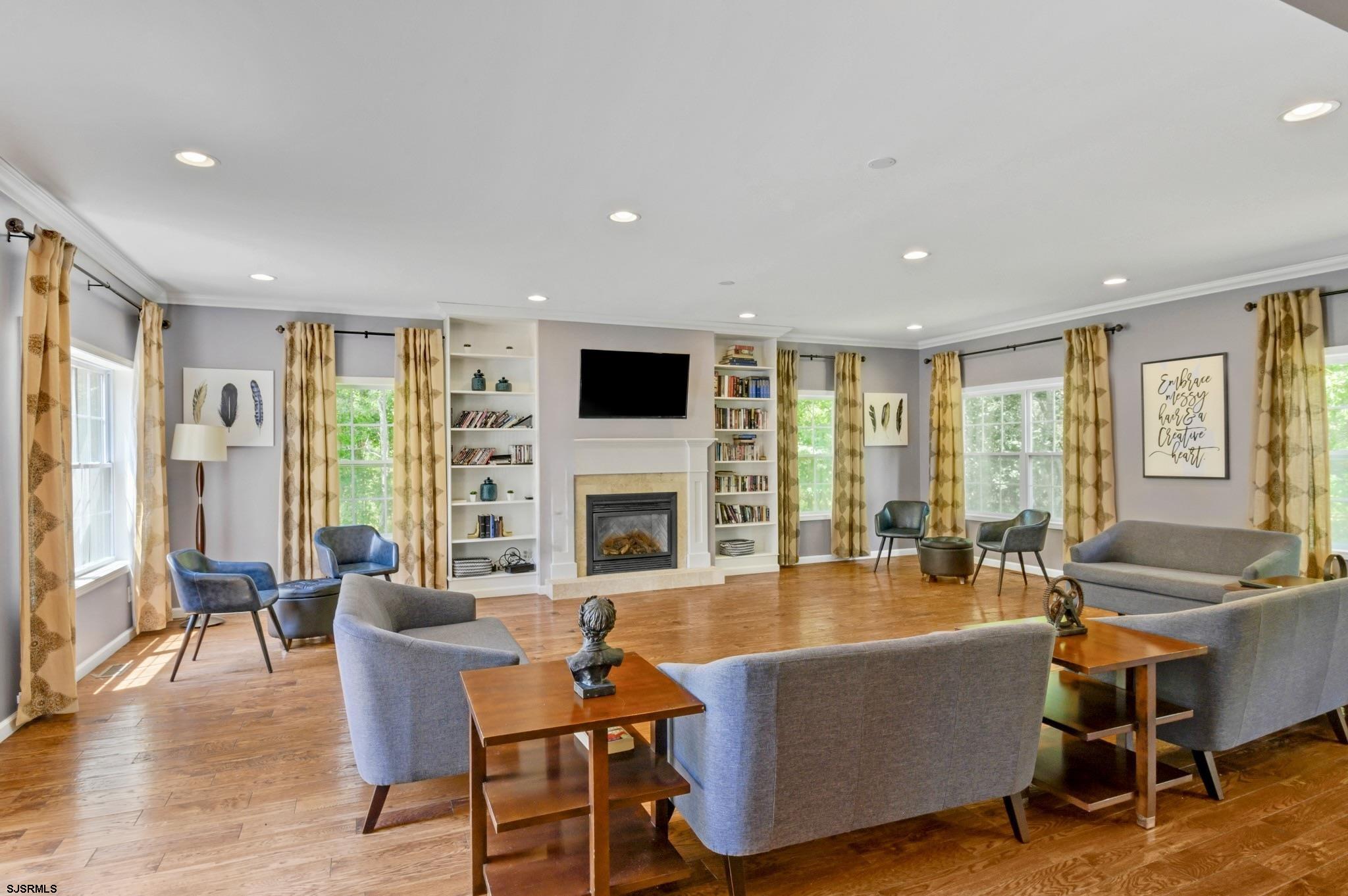 Egg Harbor Township, New Jersey 08234, United States, 9 Bedrooms Bedrooms, ,7 BathroomsBathrooms,Residential,Active,233334