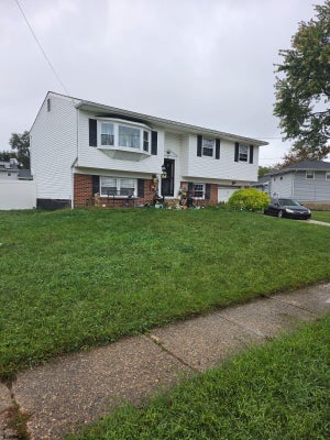 2 WALNUT DR, BURLINGTON, NJ 08016 - Image 4cdf66186471e16e2a260f00a77d8fde/2551634256